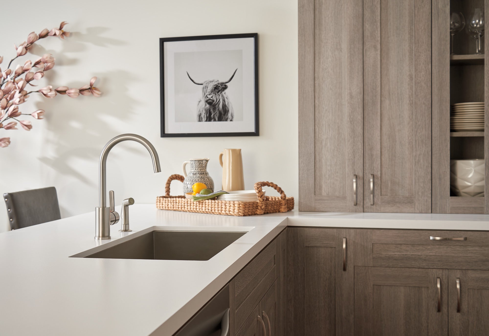Peerless Precept® Single Handle Kitchen Faucet with Spray
