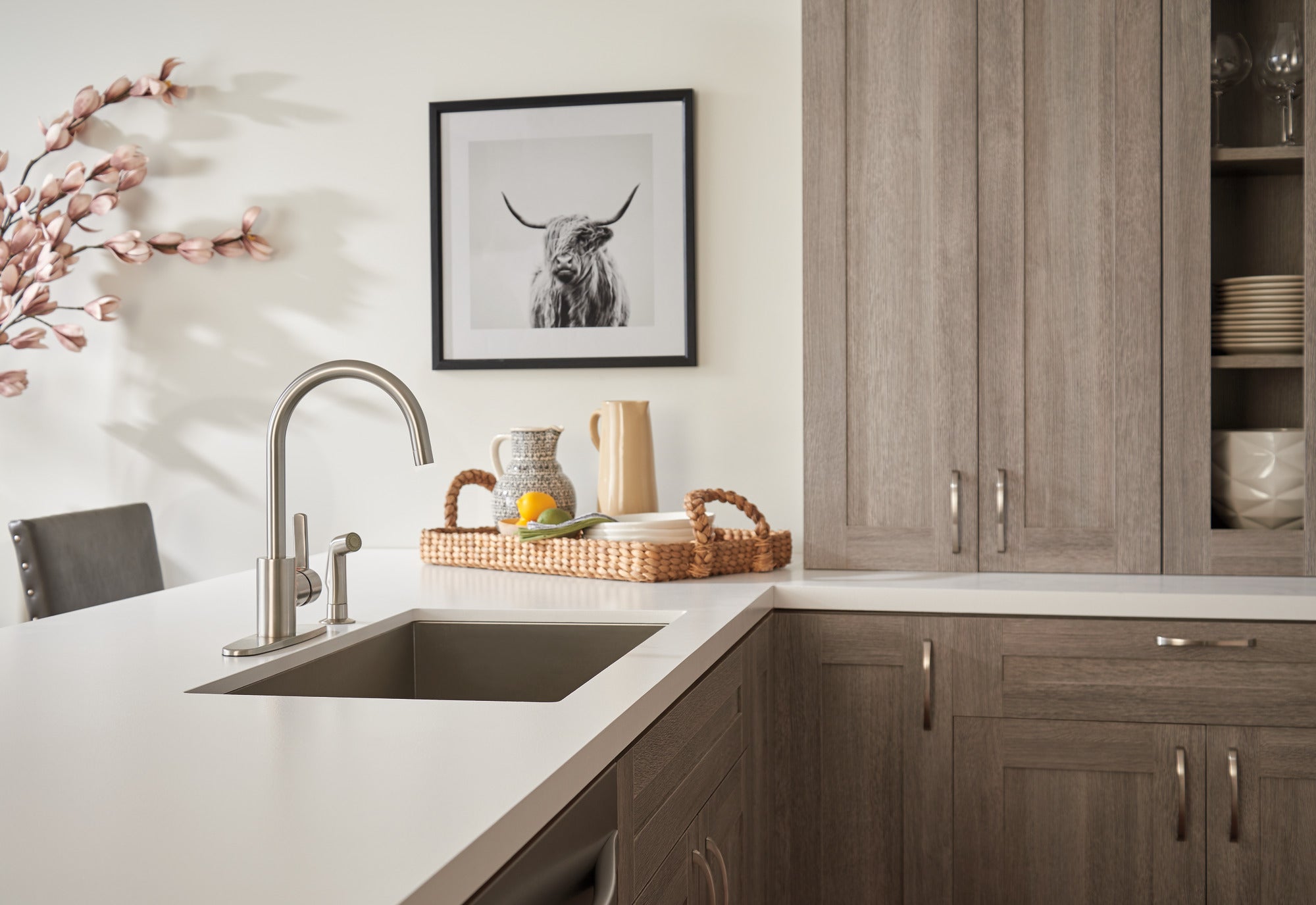 Peerless Precept® Single Handle Kitchen Faucet with Spray