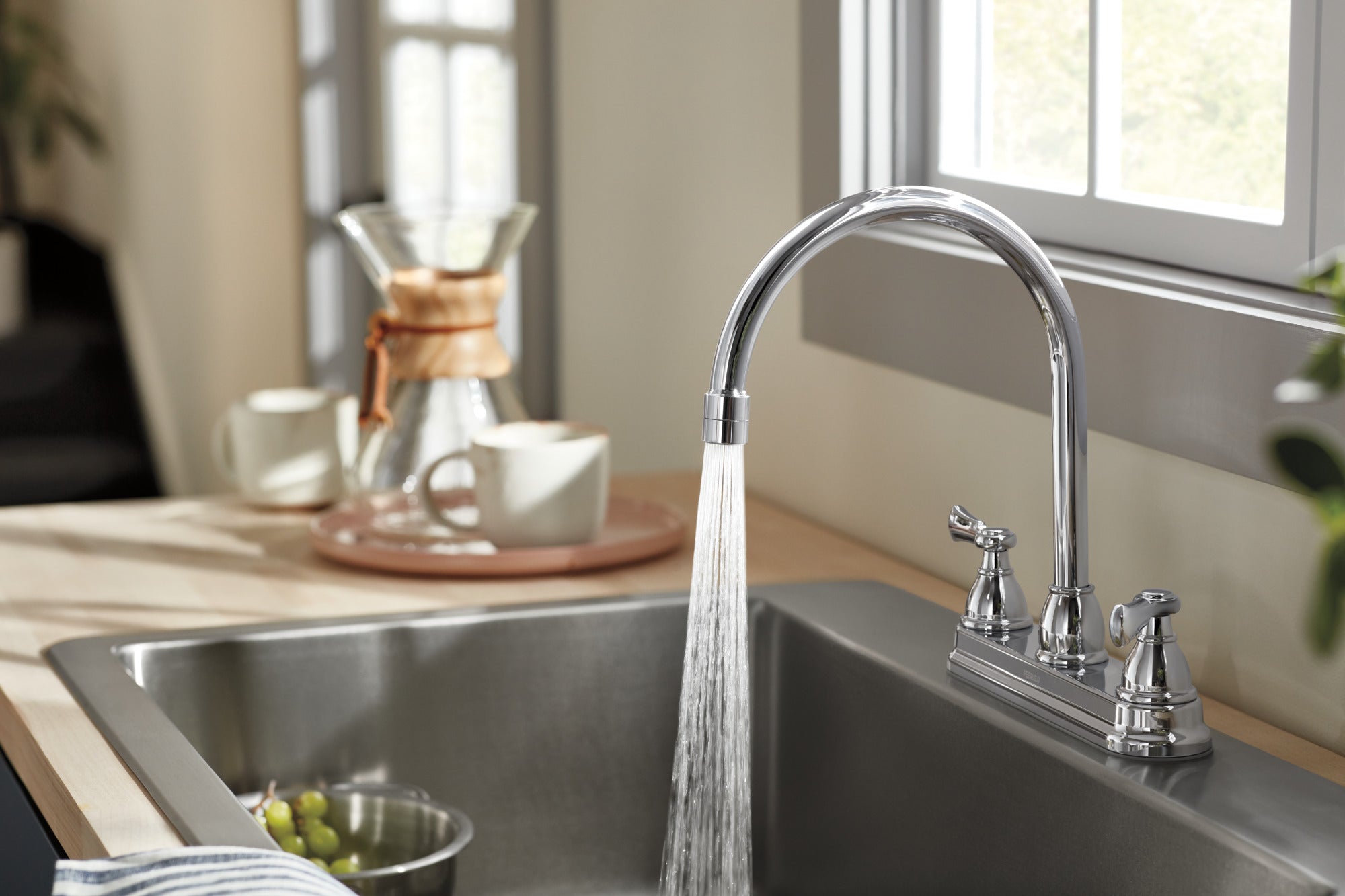 Peerless Elmhurst® Two-Handle Kitchen Faucet with Twist Aerator