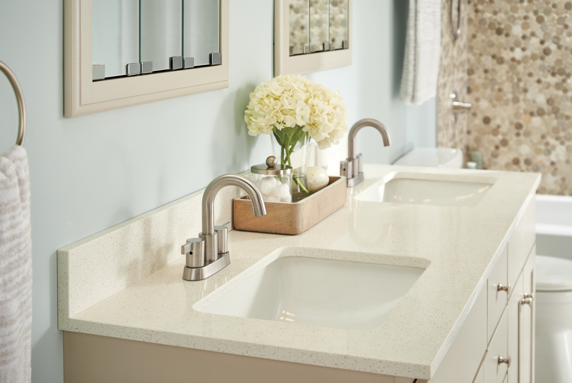 Peerless Precept® Two Handle Centerset Bathroom