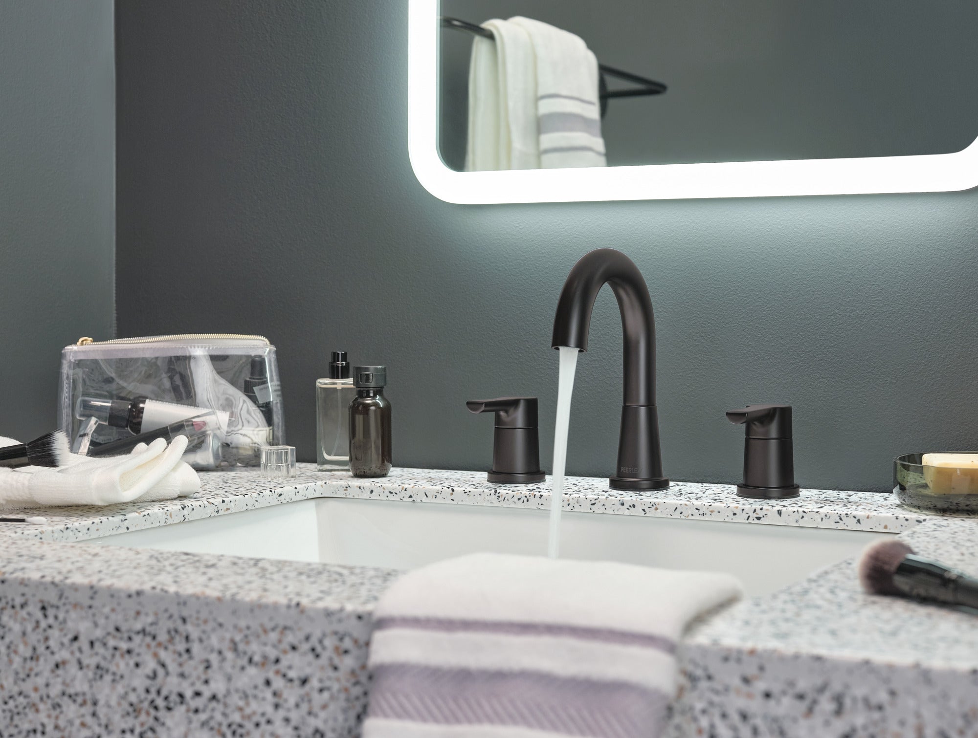 Peerless Flute™ Two Handle Widespread Lavatory Faucet
