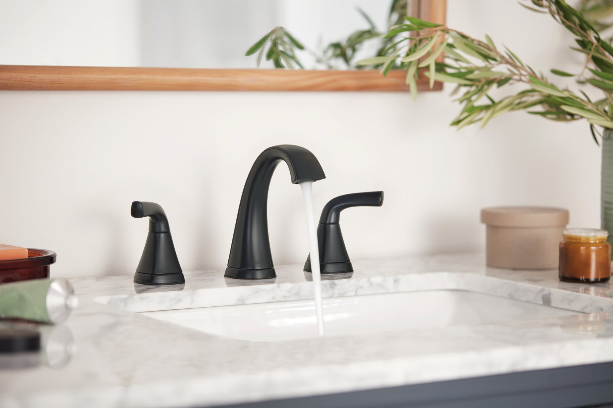 Peerless Parkwood® Two Handle Widespread Lavatory Faucet