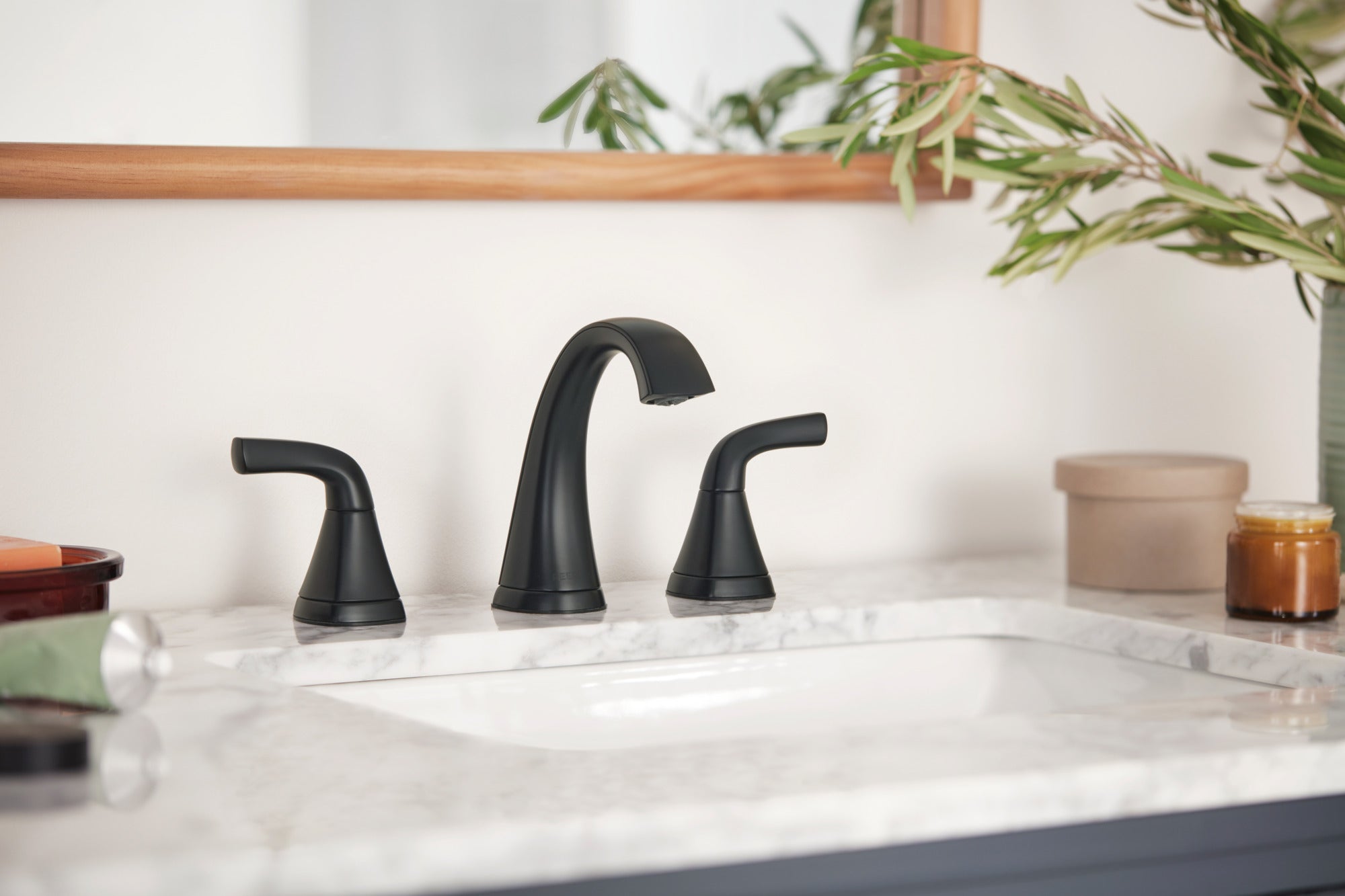 Peerless Parkwood® Two Handle Widespread Lavatory Faucet