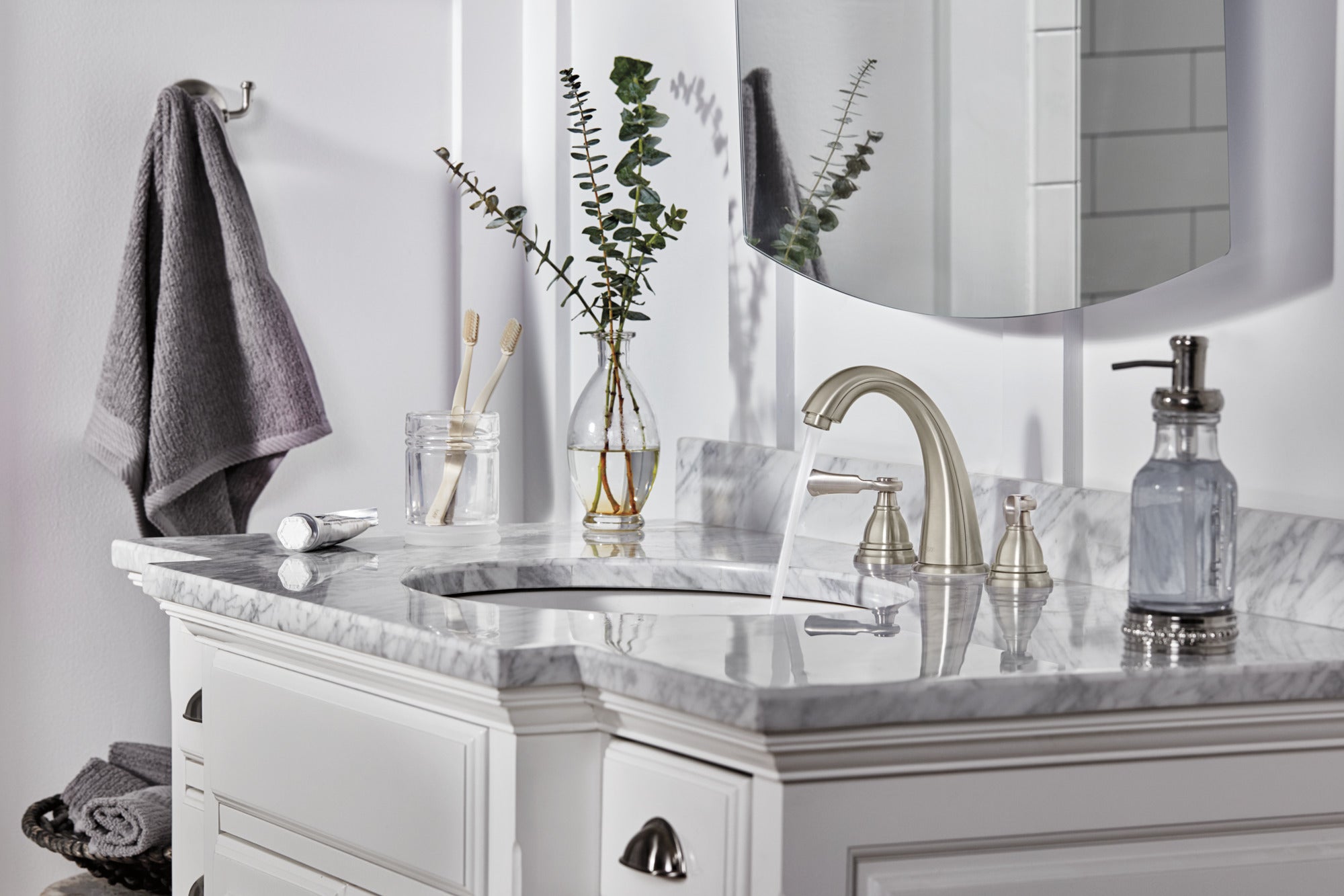 Peerless Elmhurst® Two-Handle Widespread Bath Faucet