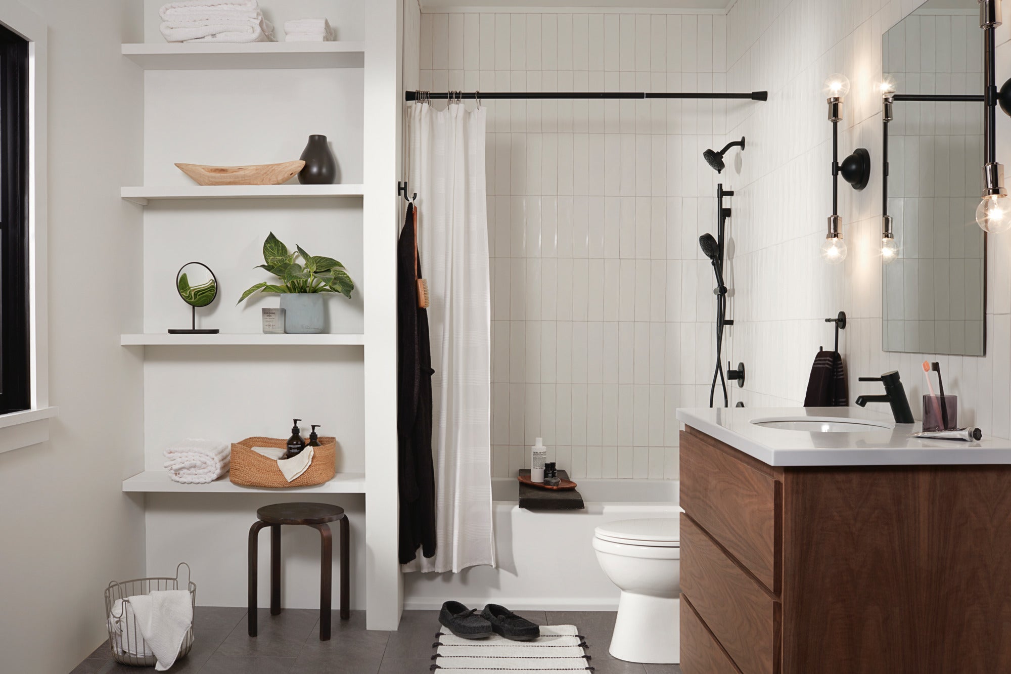 Peerless Precept® Slide bar with hand shower