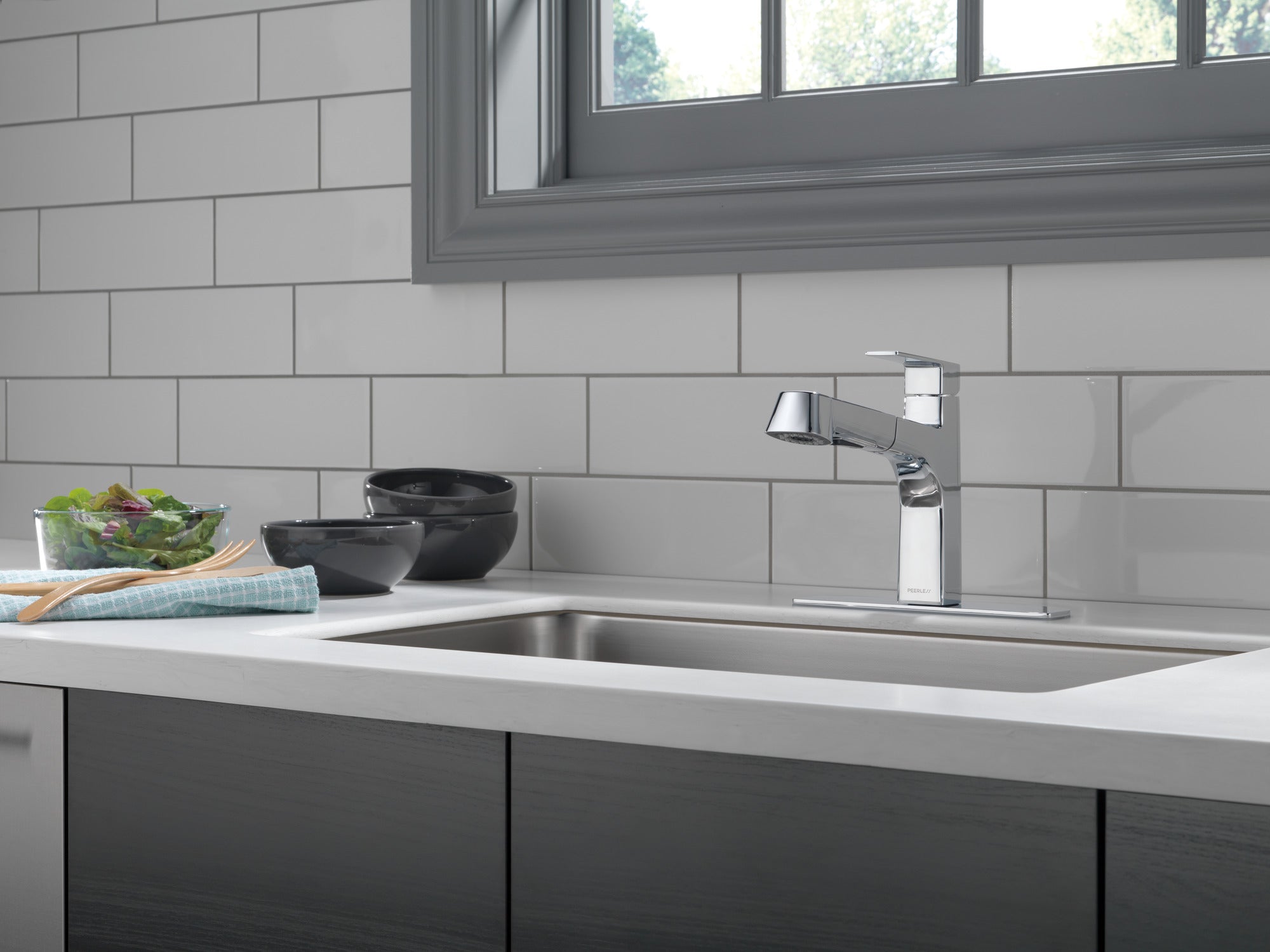 Peerless Apex™ Escutcheon, Baseplate & Mounting Nuts