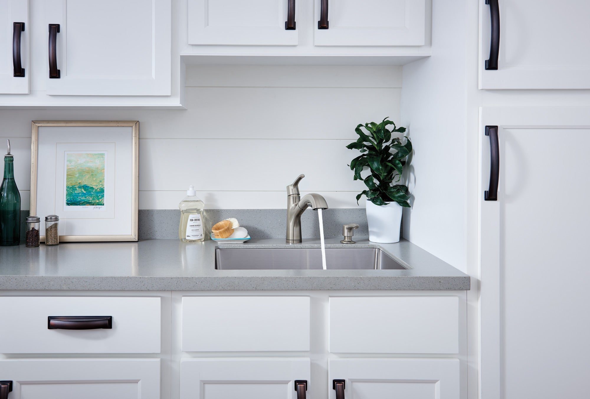 Peerless Parkwood® Single Handle Pullout Kitchen Faucet