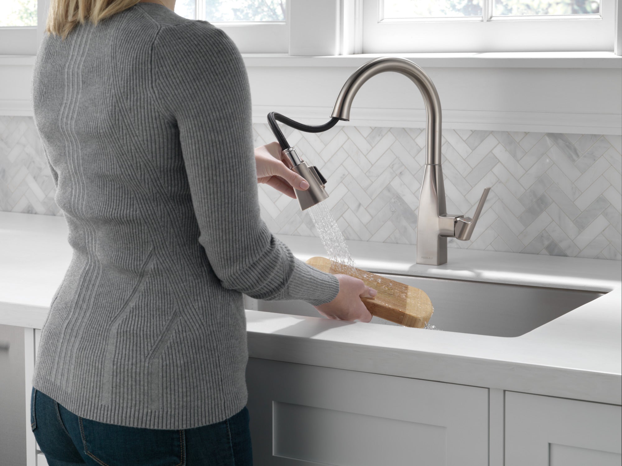 Peerless Xander® Single Handle Pulldown Kitchen Faucet