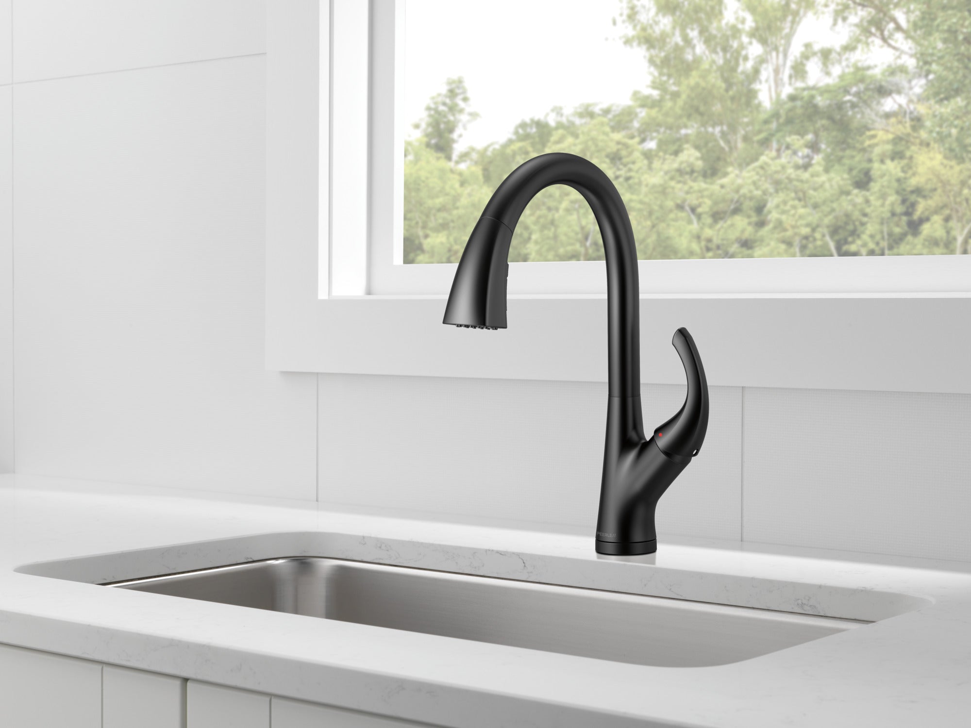 Peerless Parkwood® Single Handle Pulldown Kitchen Faucet