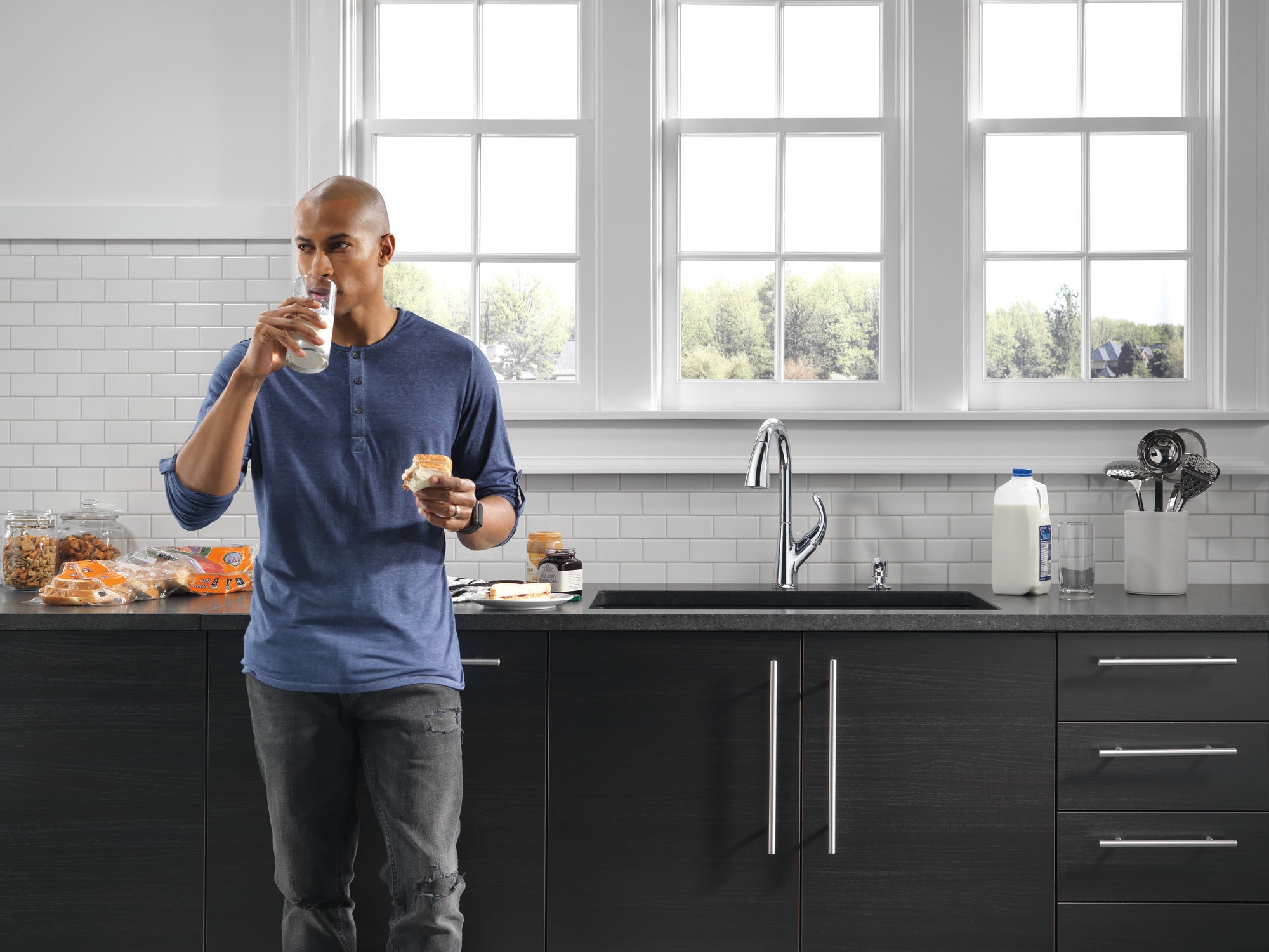 Peerless Parkwood® Single Handle Pulldown Kitchen Faucet