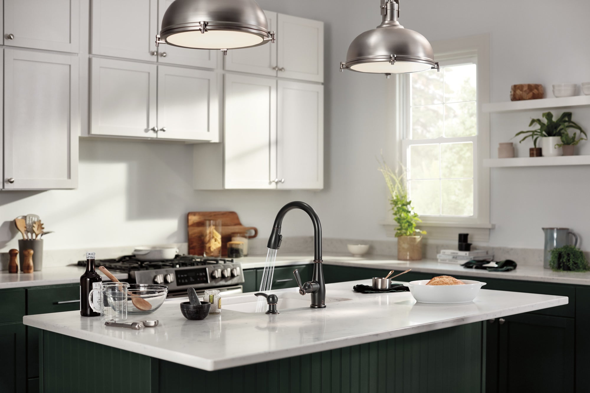 Peerless Elmhurst® Single-Handle Pull-Down Kitchen Faucet