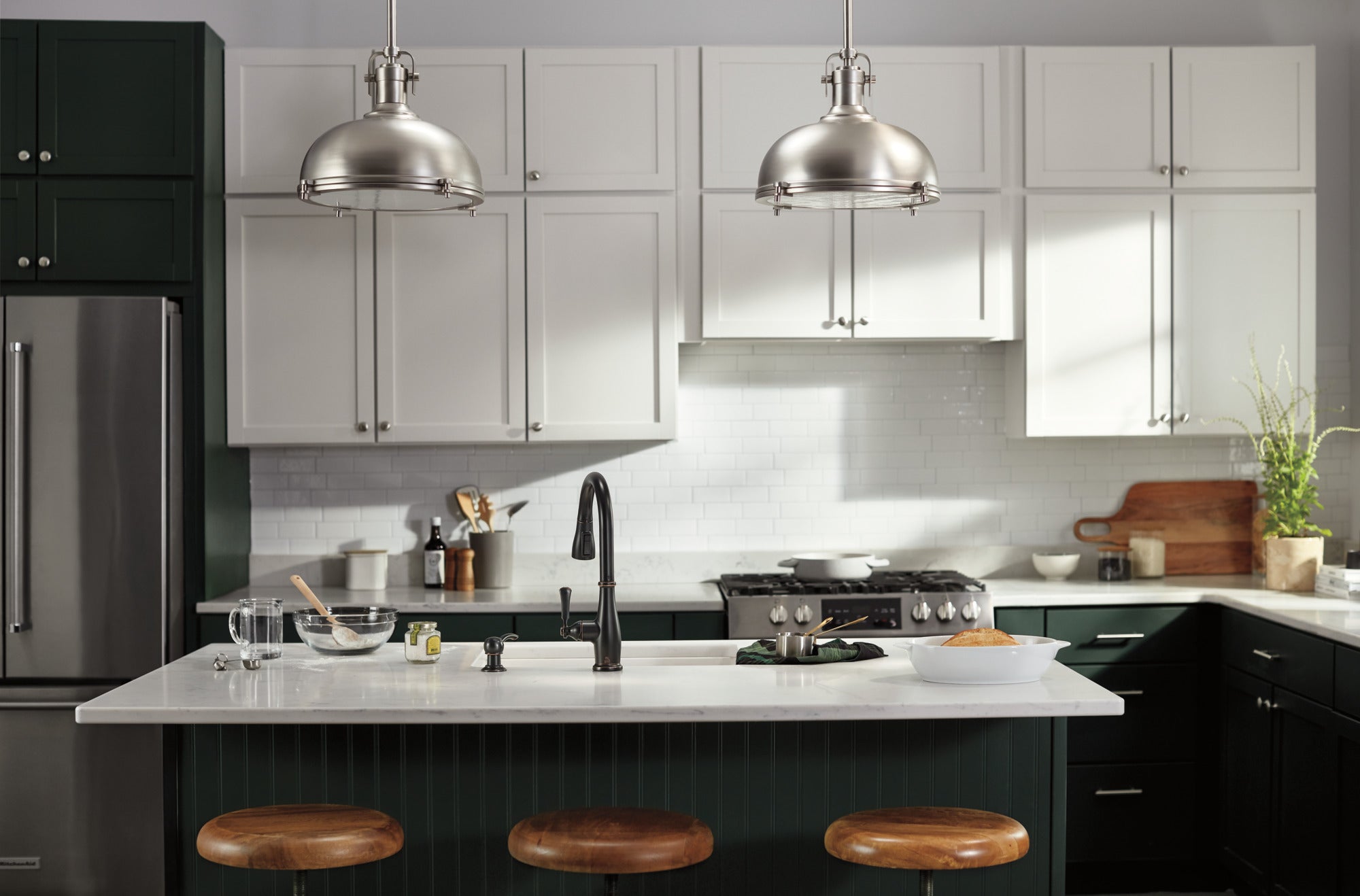 Peerless Elmhurst® Single-Handle Pull-Down Kitchen Faucet