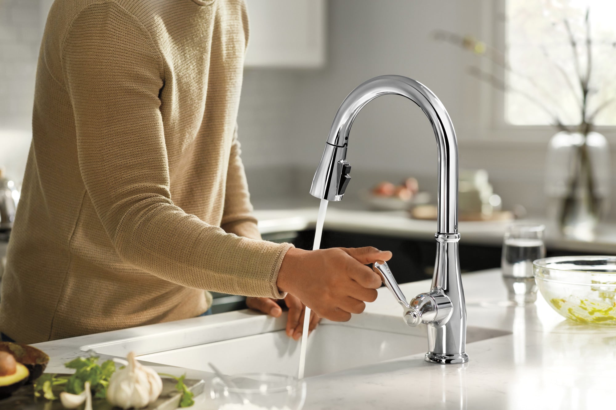 Peerless Elmhurst® Single-Handle Pull-Down Kitchen Faucet