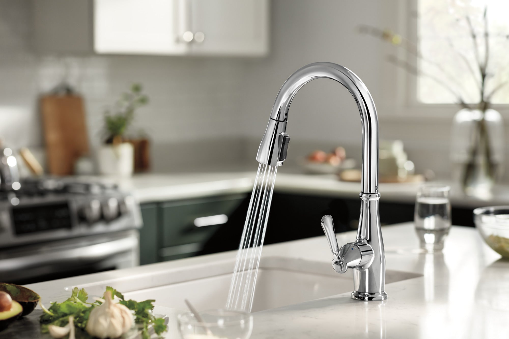Peerless Elmhurst® Single-Handle Pull-Down Kitchen Faucet