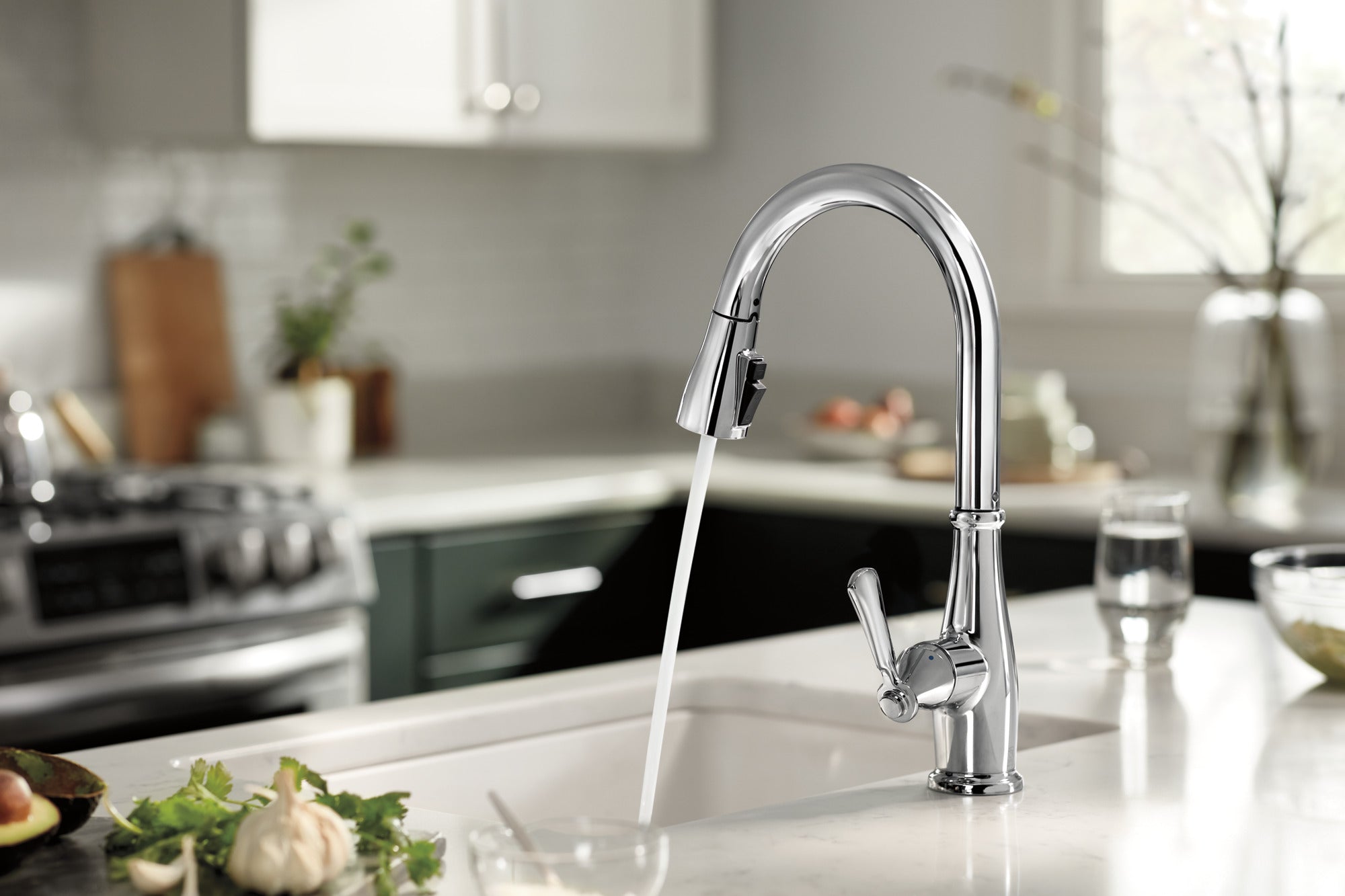 Peerless Elmhurst® Single-Handle Pull-Down Kitchen Faucet