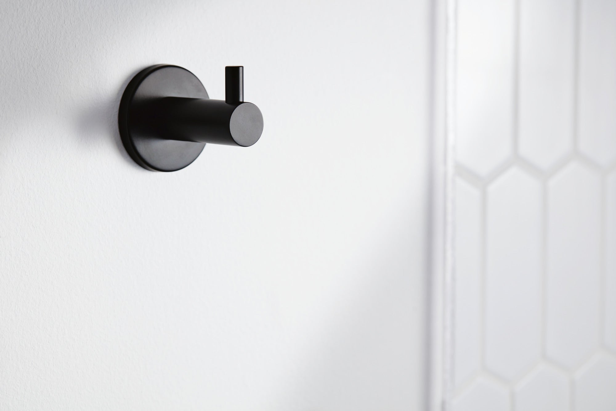 Peerless Precept® Robe hook