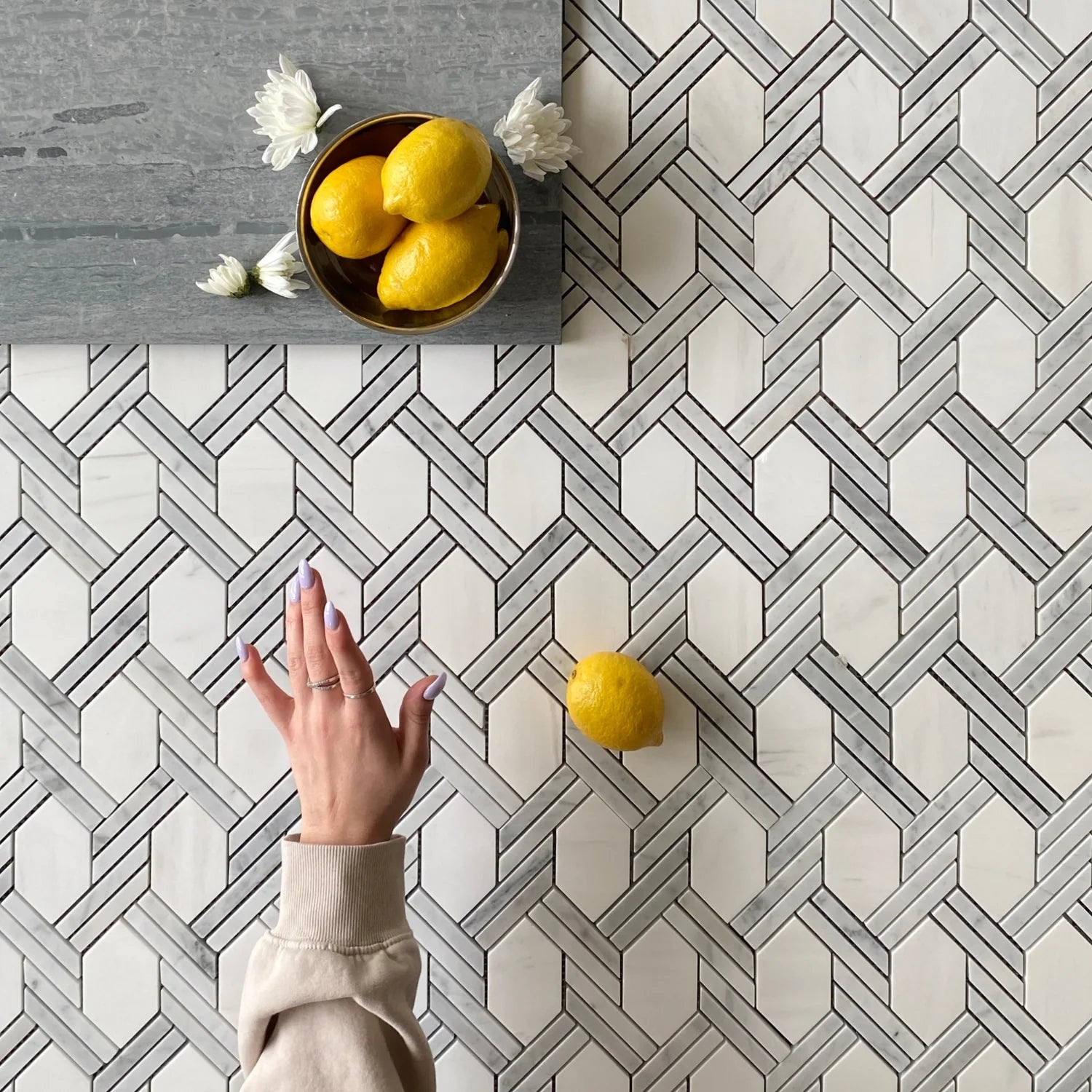Flor Marble Mosaic Waterjet Tile: Dolomite & Bianco Carrara Mosaic
