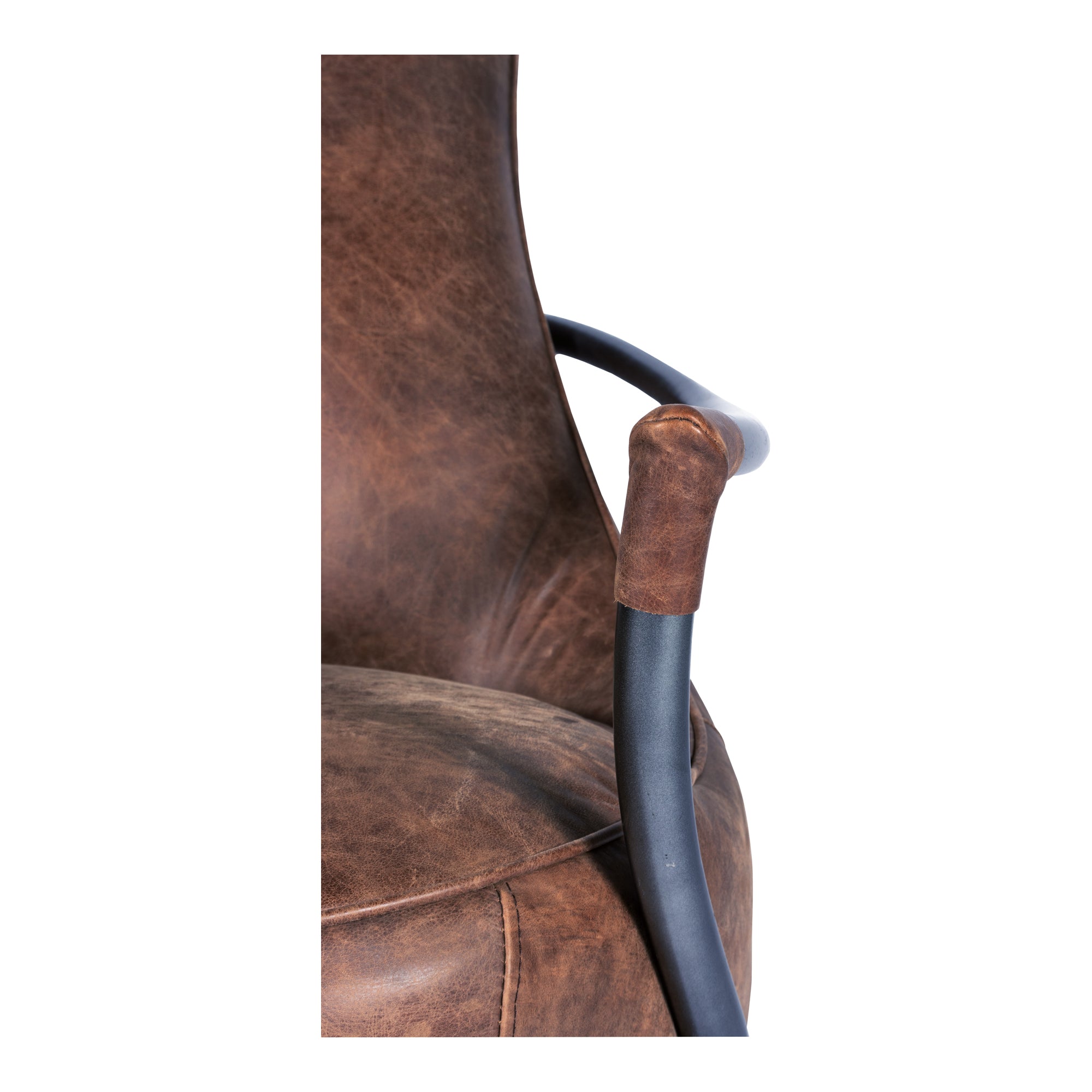 Moes Carlisle Club Chair Brown PK-1026-03