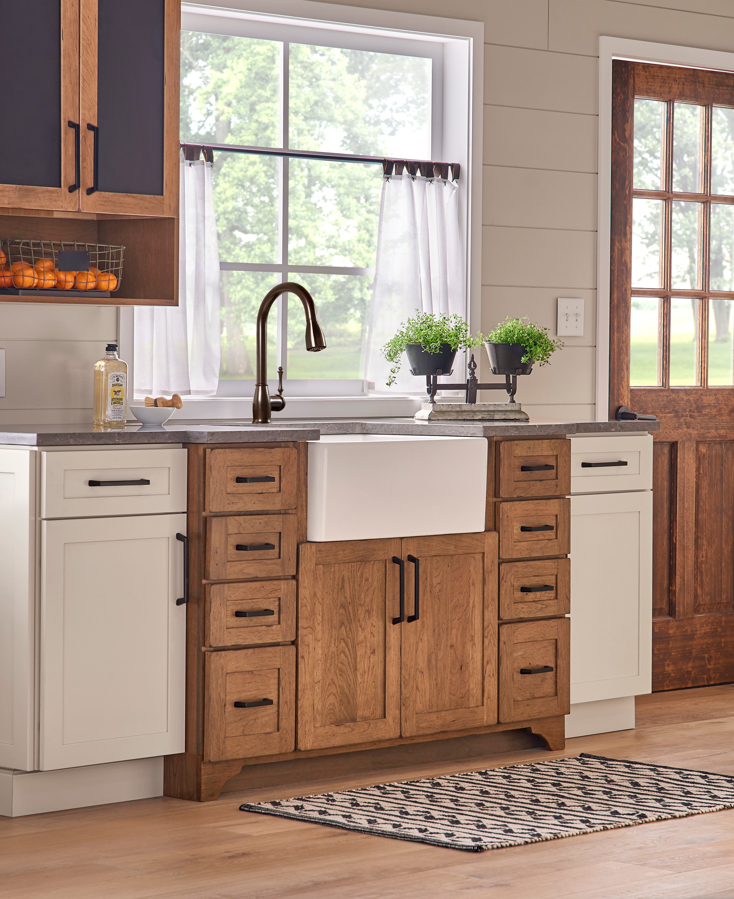 Houzer Platus 30 inch White Fireclay Apron Front Farmhouse Single Bowl Kitchen Sink - PTS-4100 WH