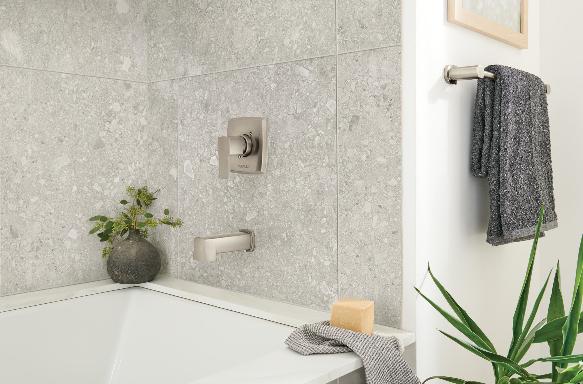 Peerless Ezra® Tub Only Trim Kit