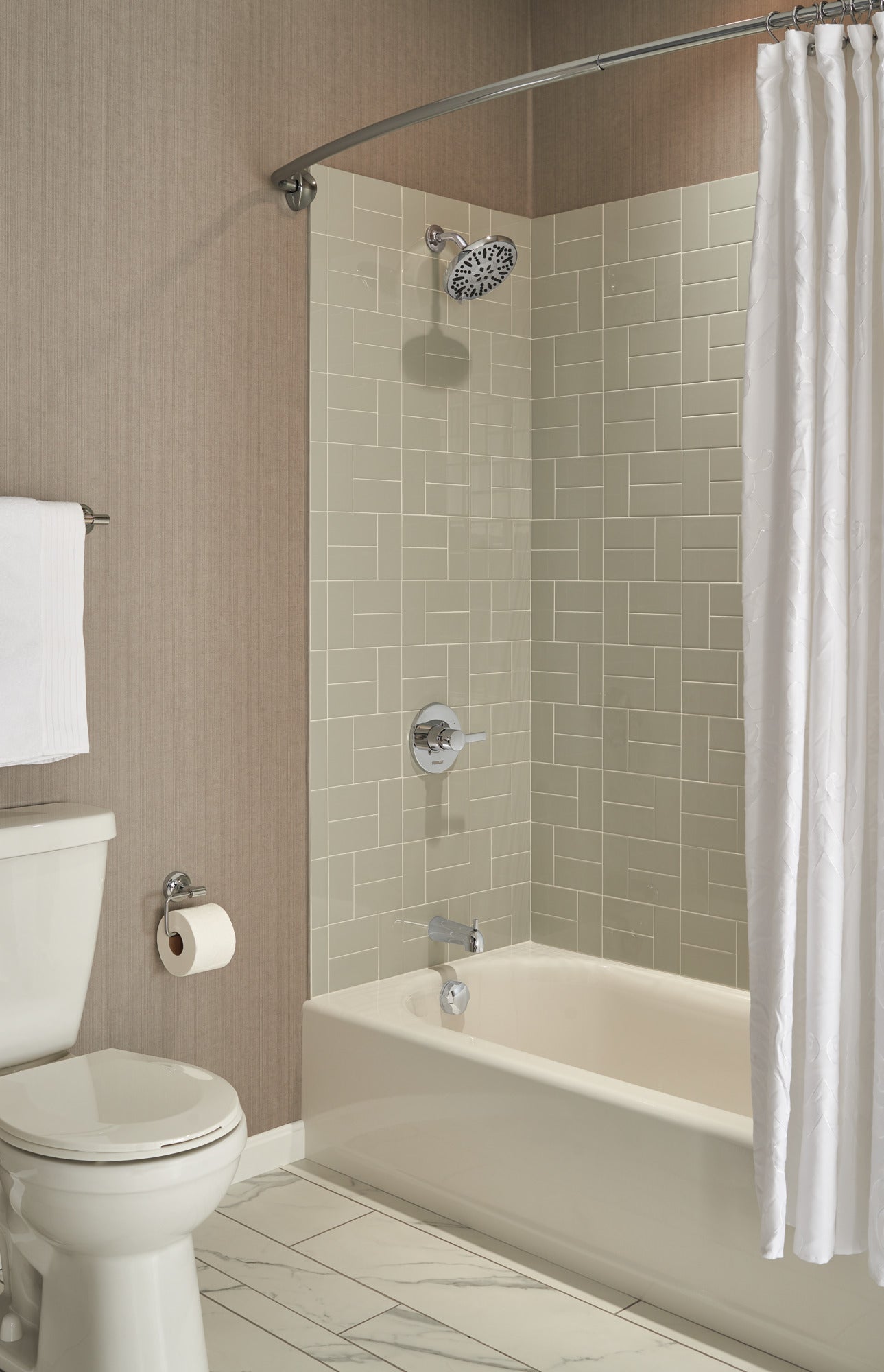 Peerless Universal Showering Components 3-Setting 7 Inch Shower Head