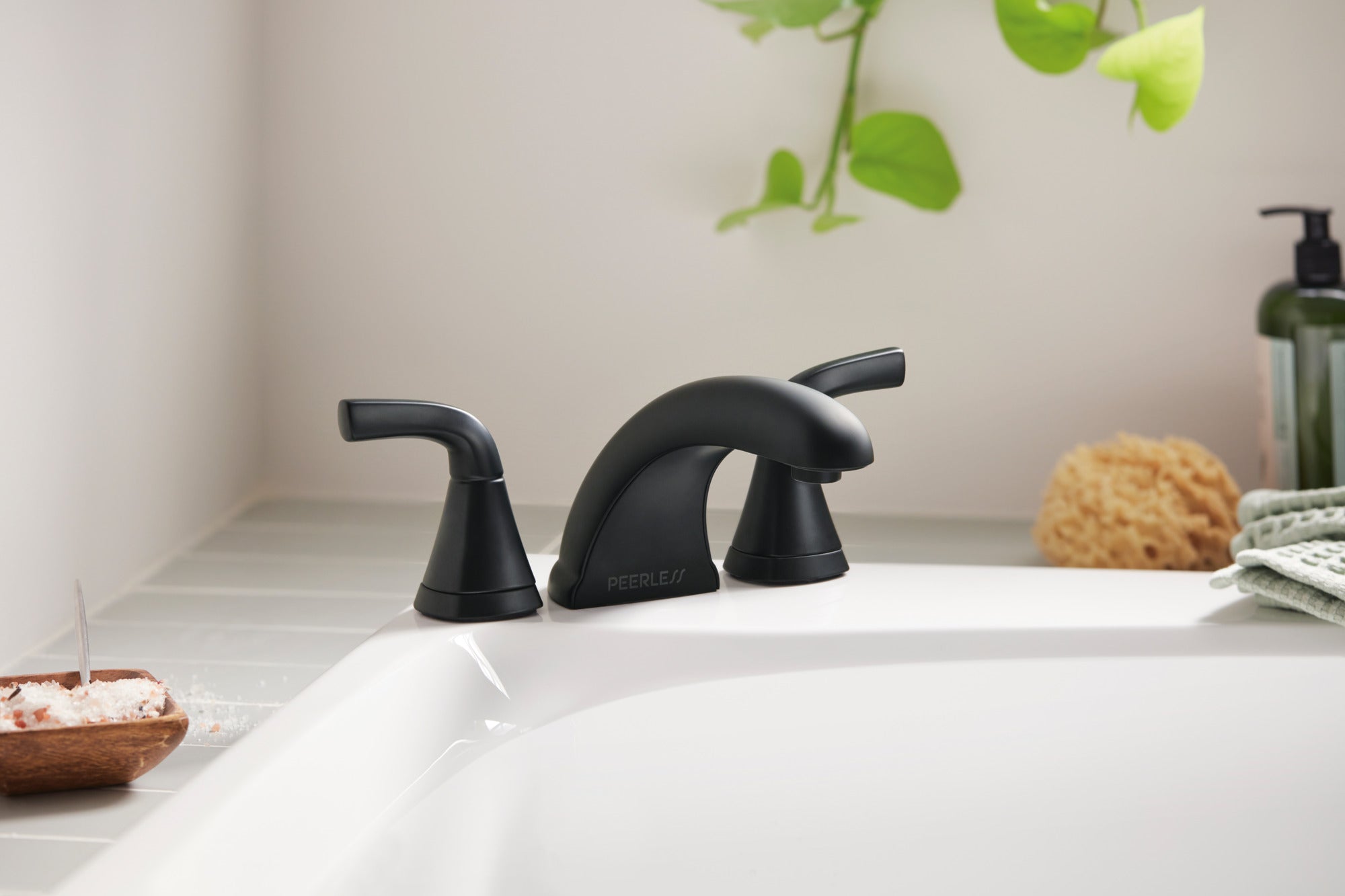 Peerless Parkwood® Roman tub trim kit
