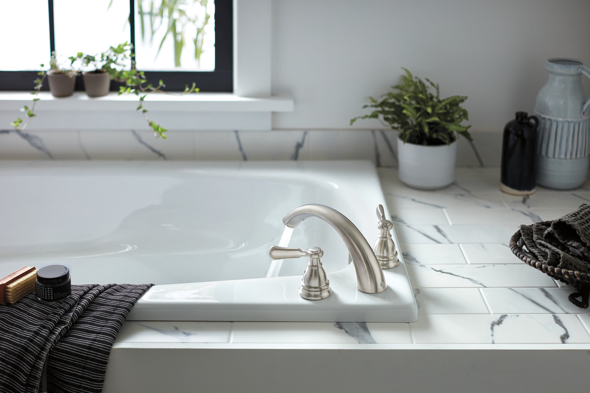 Peerless Elmhurst® Roman tub trim kit