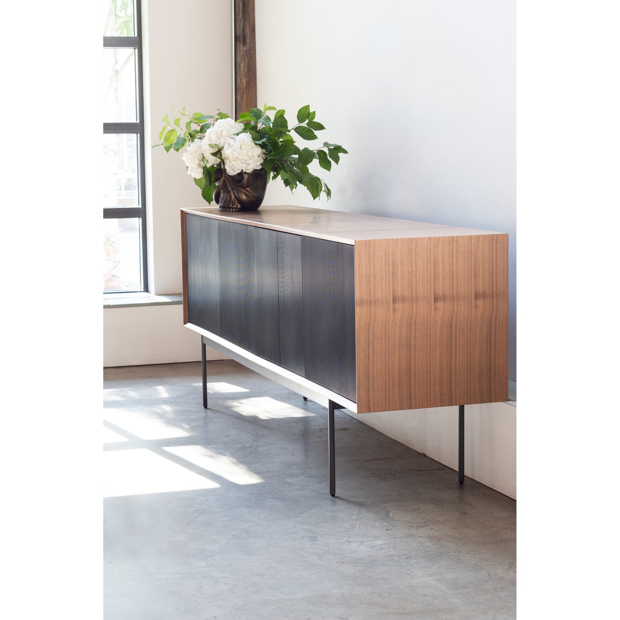 Moes Araya Sideboard Brown PX-1001-03-0