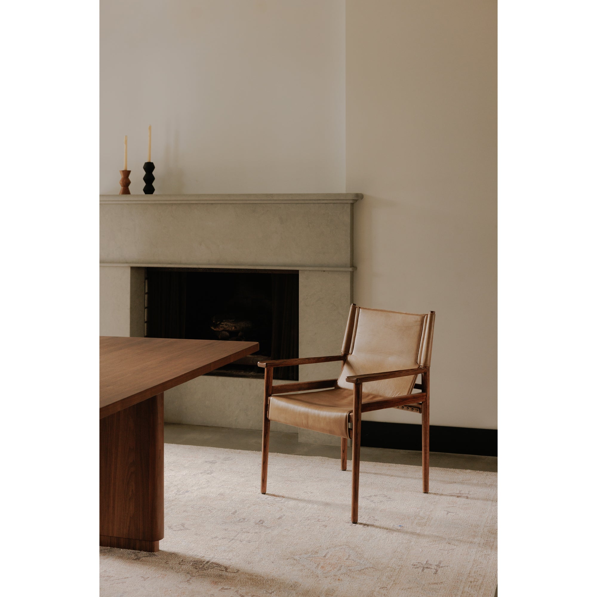 Moes Remy Arm Chair Tan Leather QN-1030-03