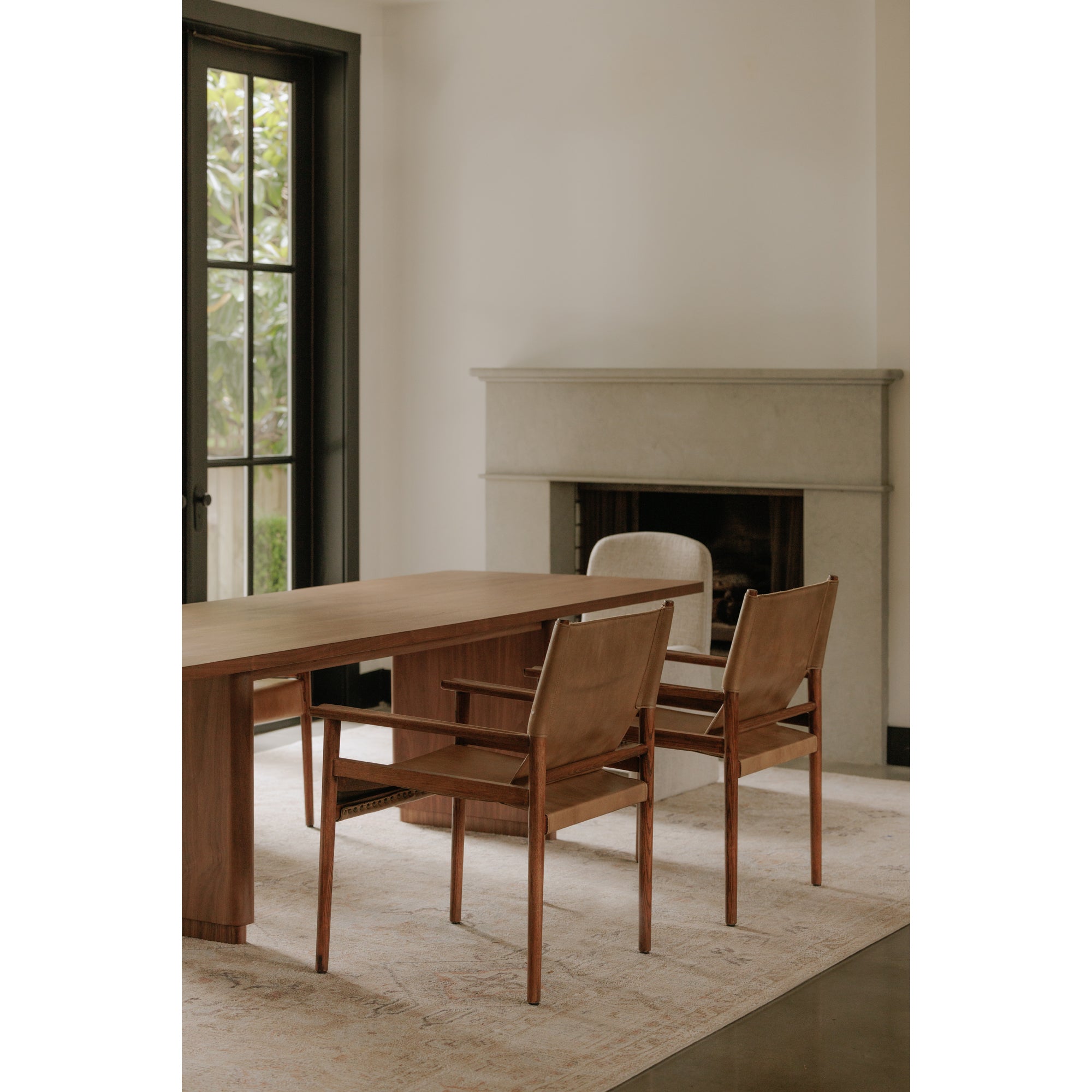 Moes Remy Arm Chair Tan Leather QN-1030-03