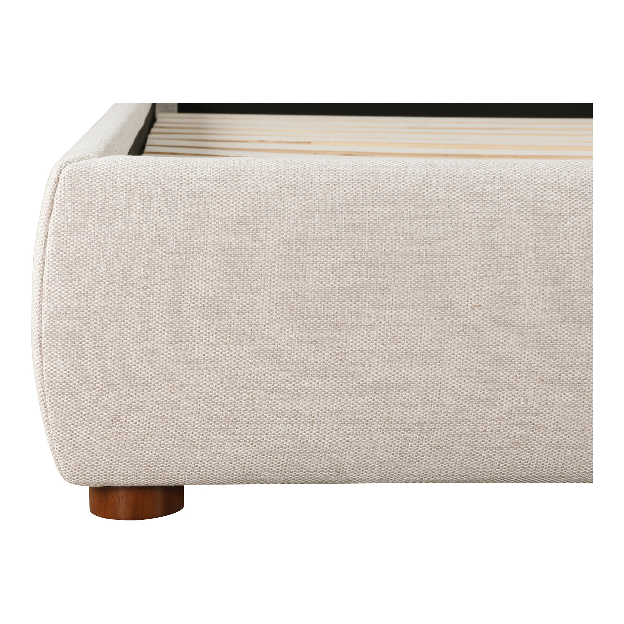 Moes Luzon Queen Bed Wheat RN-1129-34-0