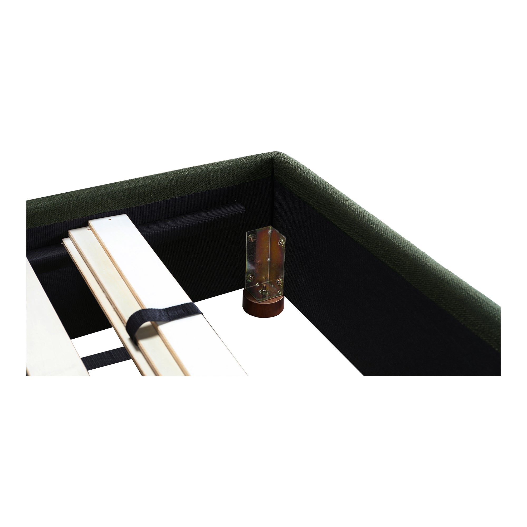 Moes Luzon King Bed Deep Forest RN-1130-27-0