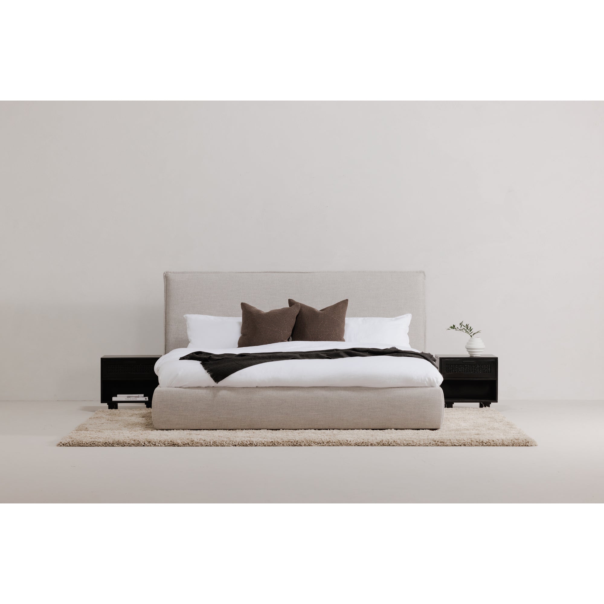 Moes Luzon King Bed Light Grey RN-1130-40-0