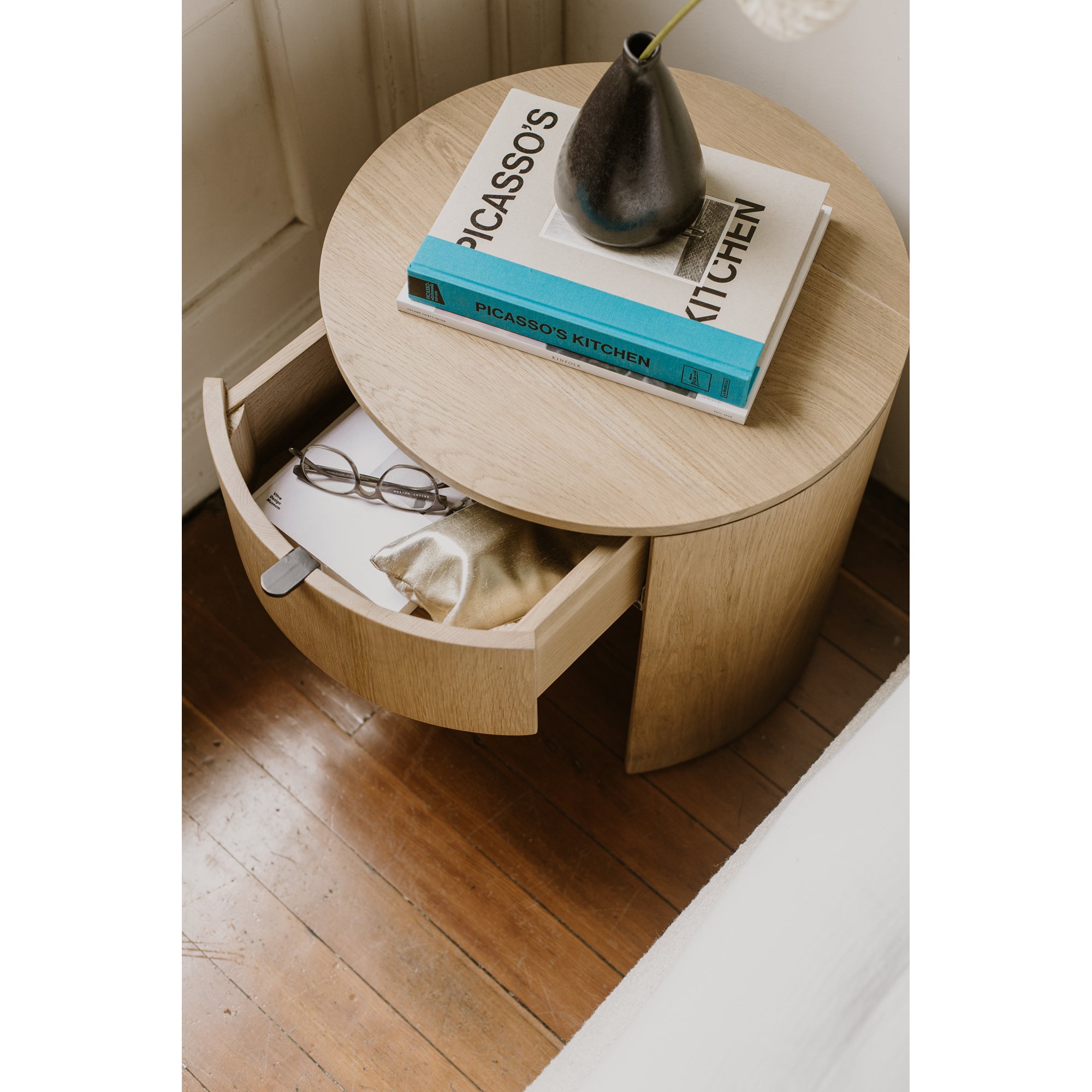 Moes Theo One Drawer Nightstand Natural RP-1012-24