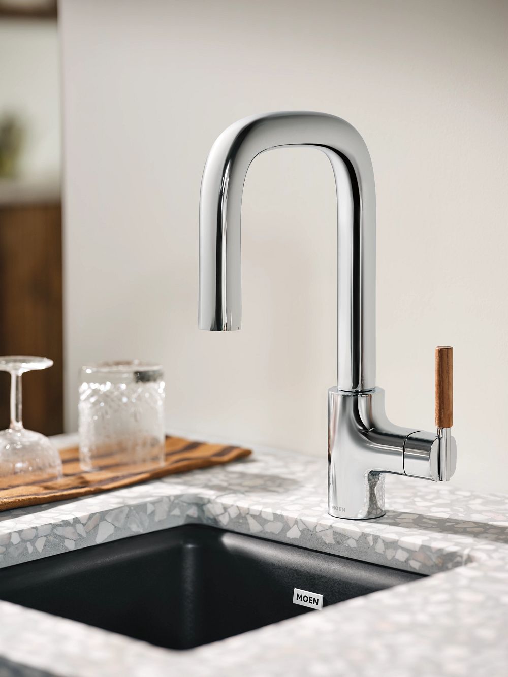 Tenon One-Handle Pulldown Bar Faucet