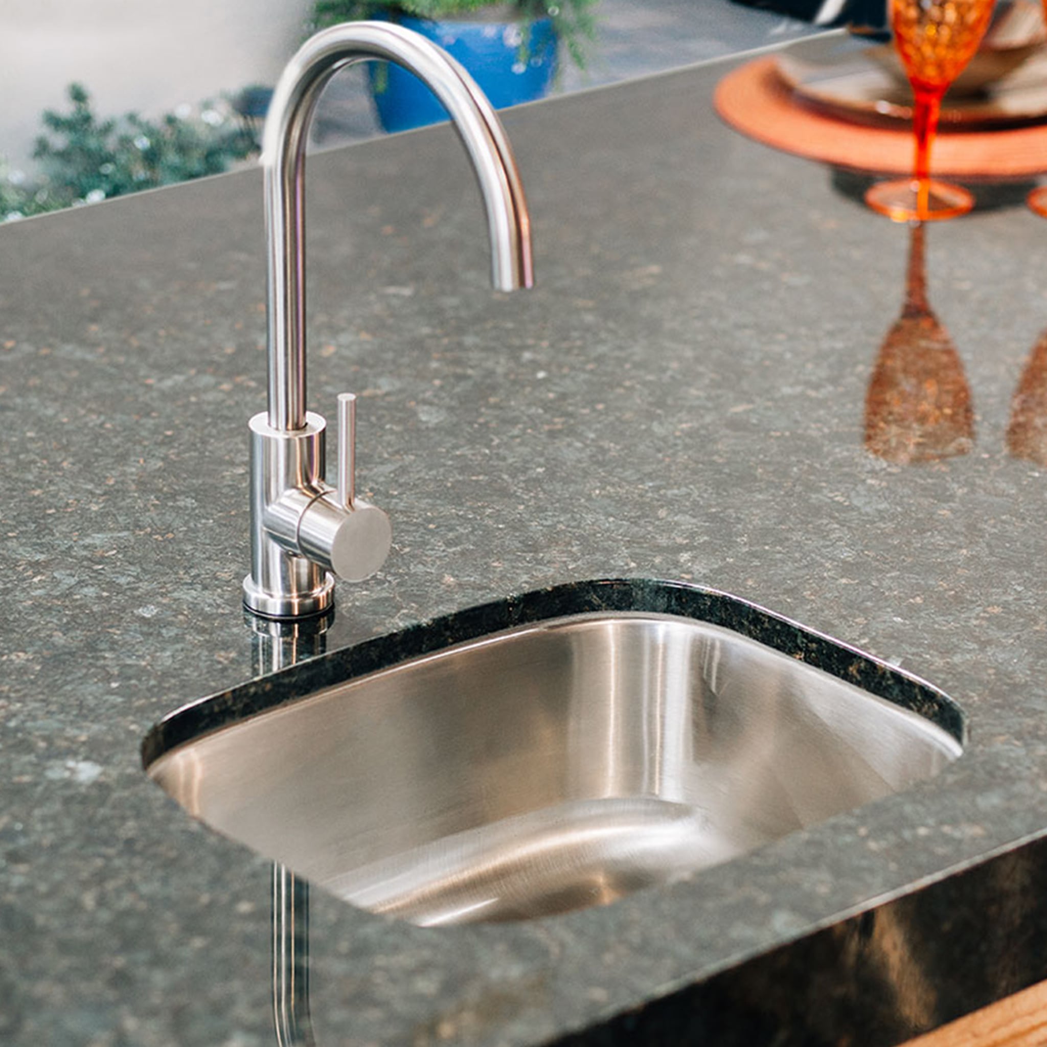 Summerset 19"x 15" Undermount Sink, SNK-19U