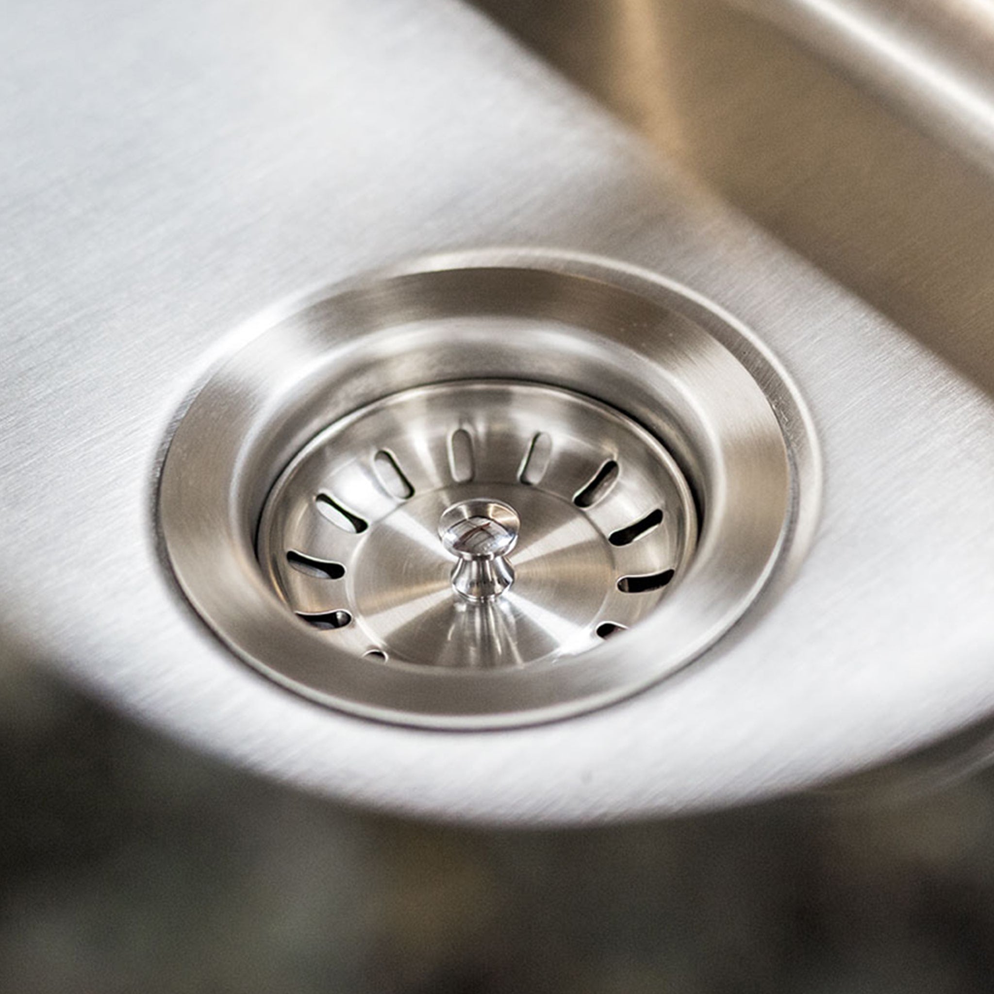 Summerset 19"x 15" Undermount Sink, SNK-19U