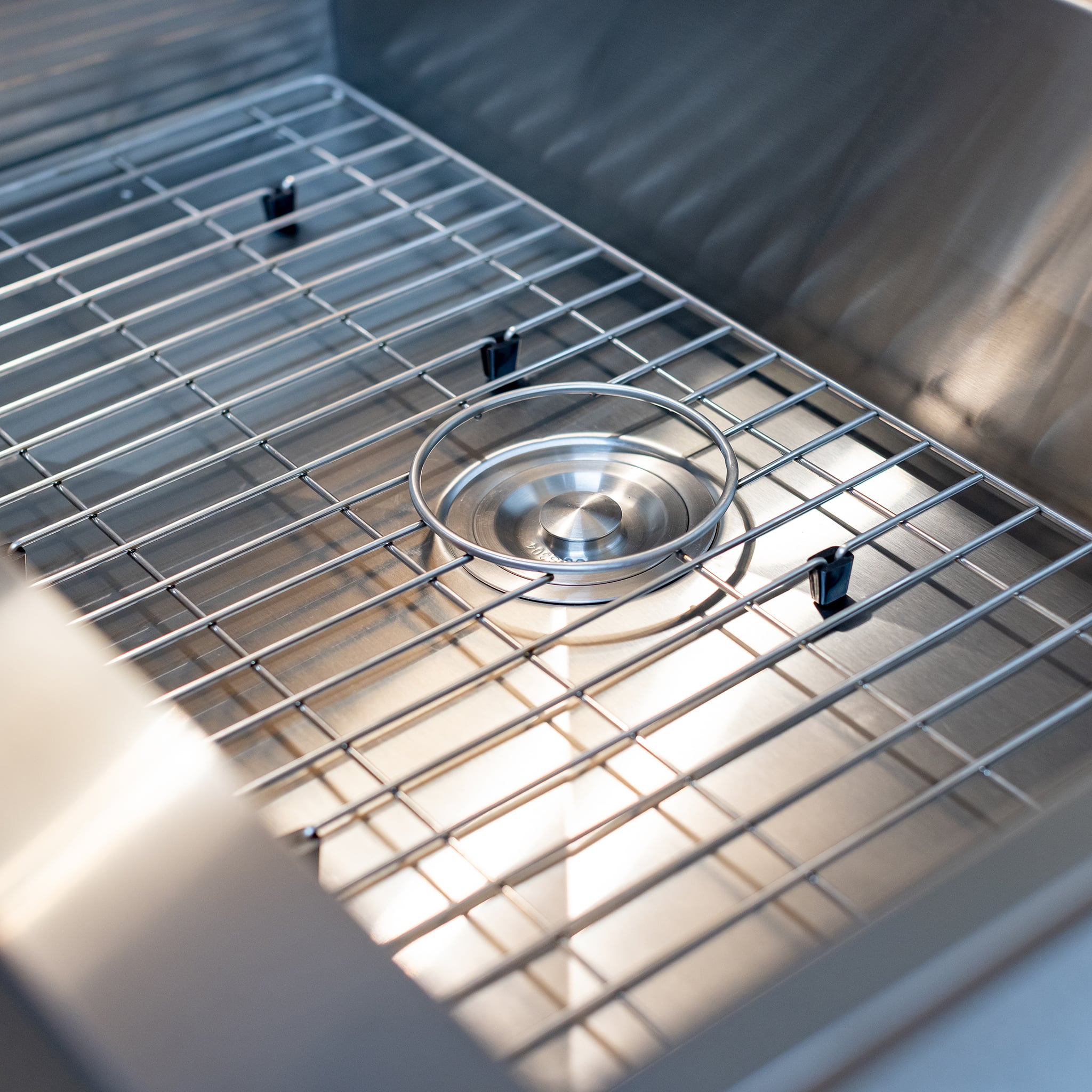 Summerset 32" Farmhouse Sink, SNK-32FH-P