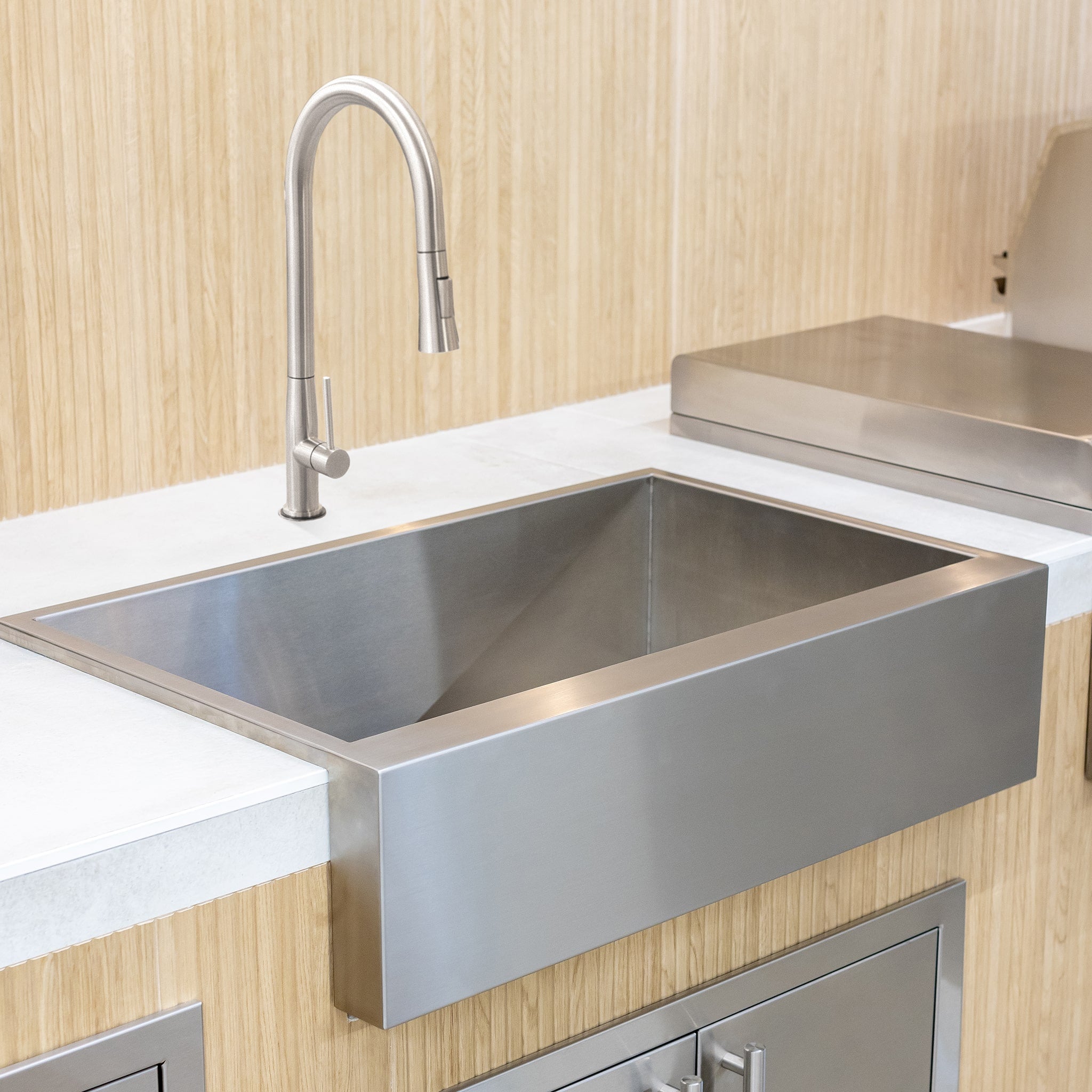 Summerset 32" Farmhouse Sink, SNK-32FH-P
