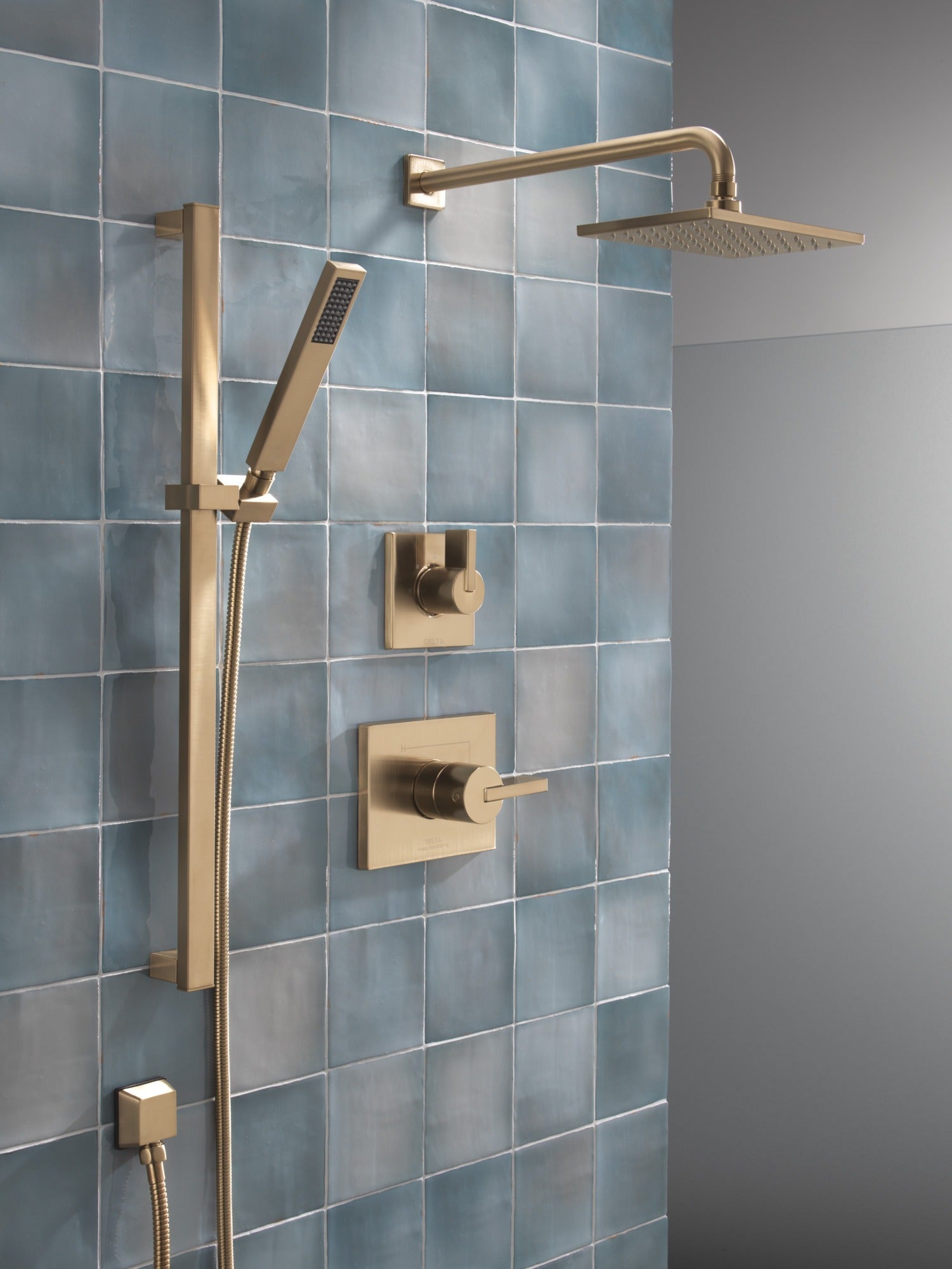 Delta Vero® Premium Single-Setting Slide Bar Hand Shower