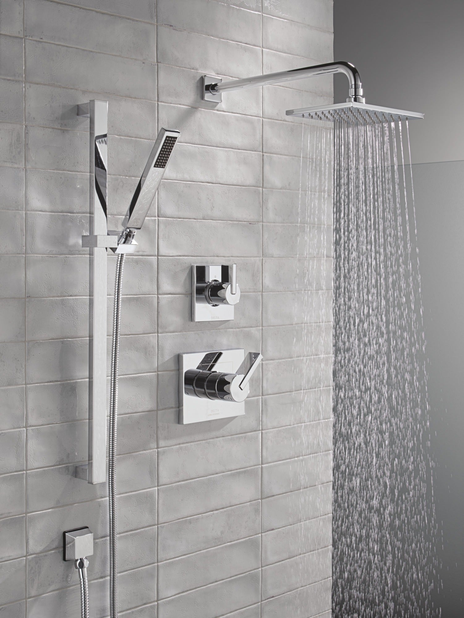 Delta Vero® Premium Single-Setting Slide Bar Hand Shower
