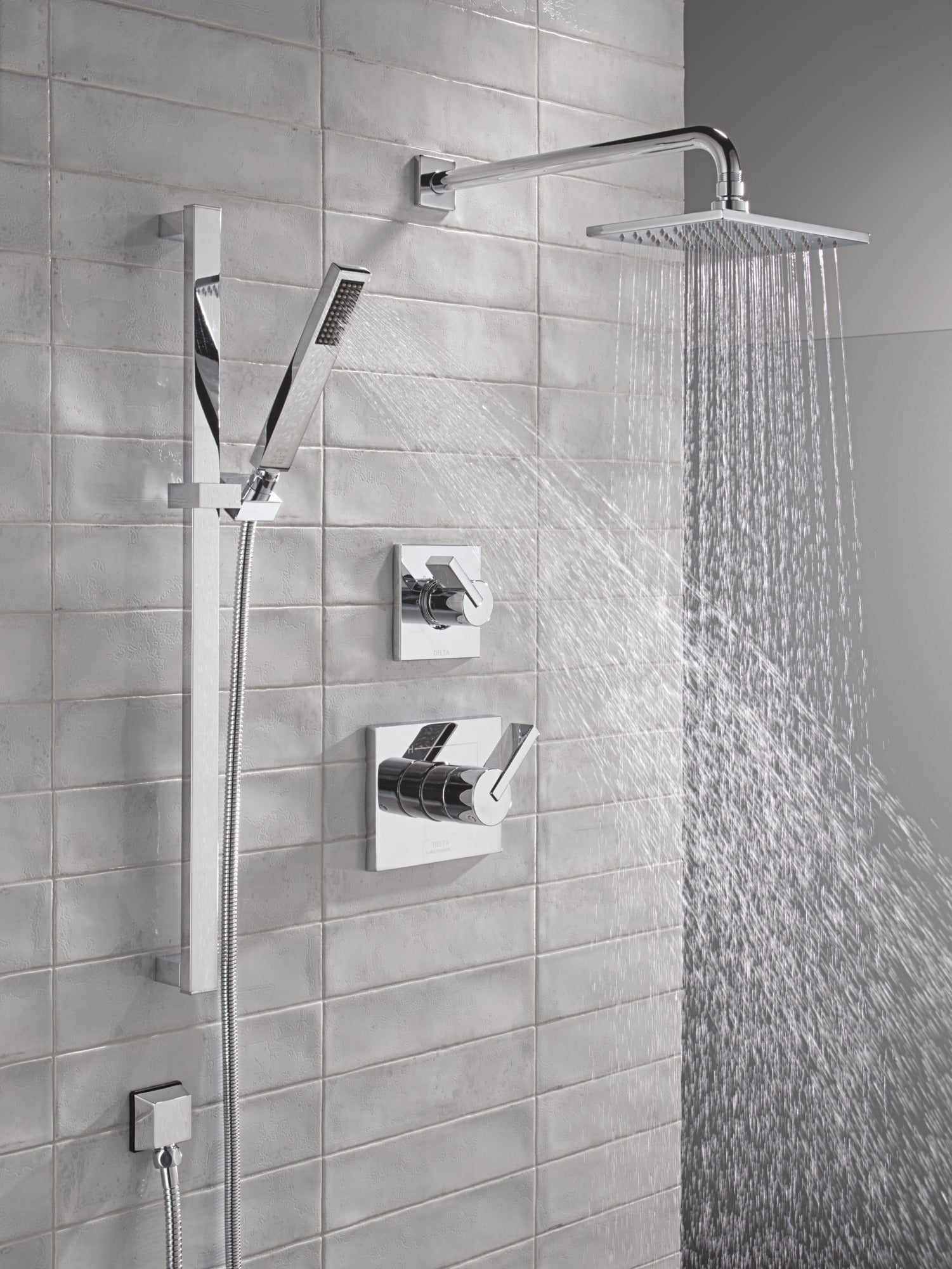 Delta Vero® Premium Single-Setting Slide Bar Hand Shower