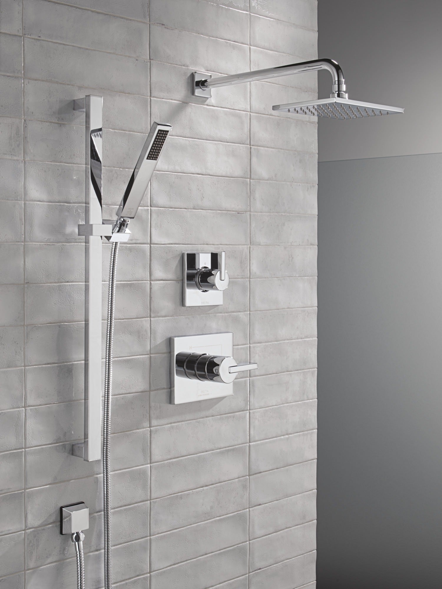 Delta Vero® Premium Single-Setting Slide Bar Hand Shower