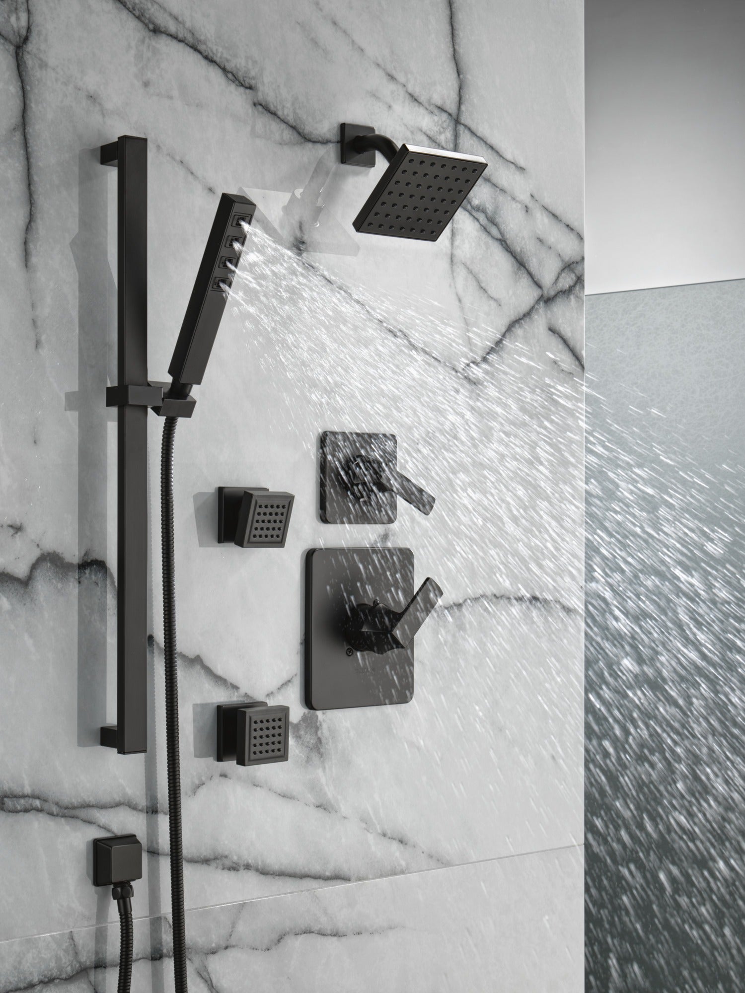 Delta Velum™ Monitor 14 Series Shower Trim