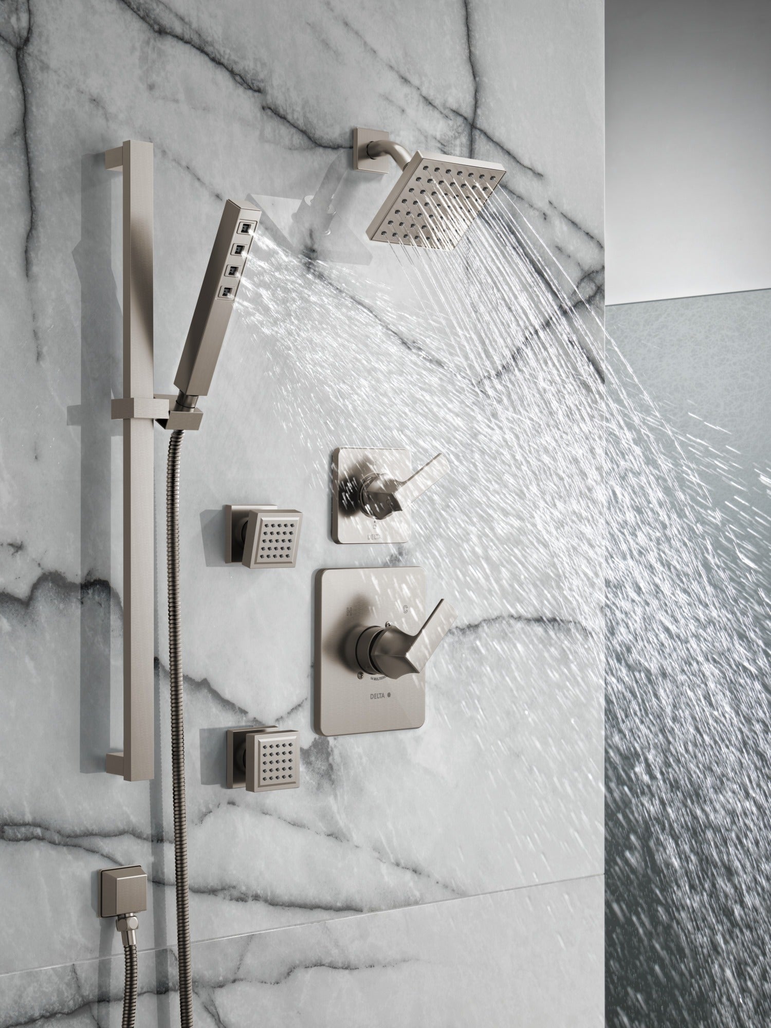 Delta Velum™ Monitor 14 Series Shower Trim