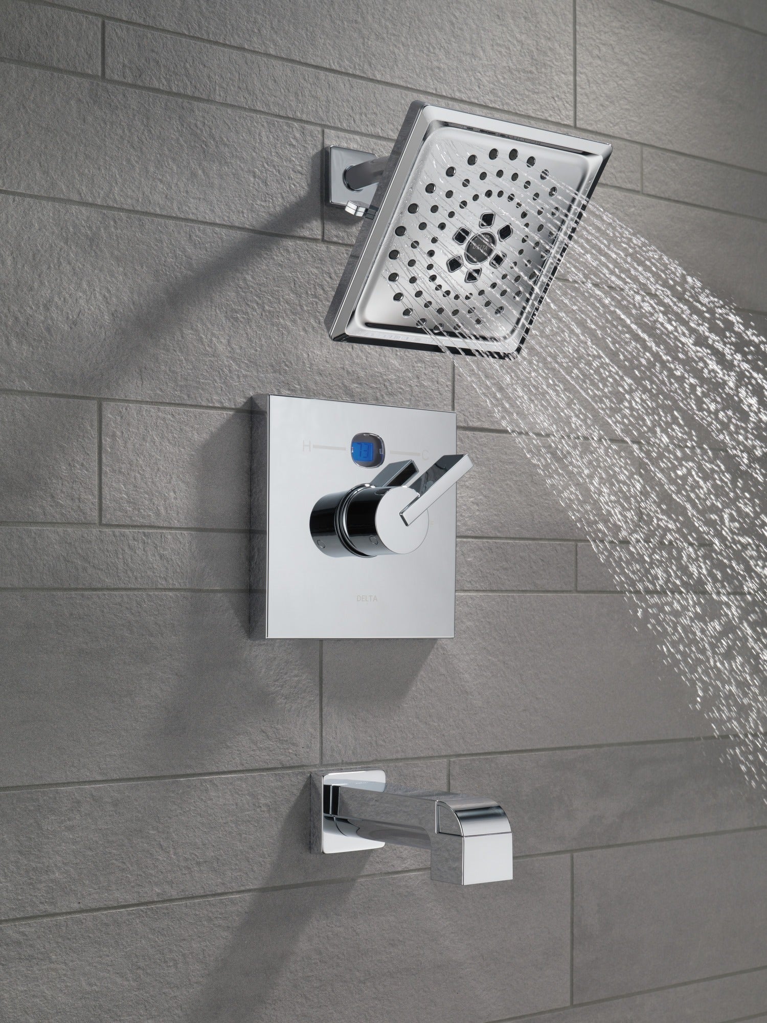 Delta Ara® Tub Spout - Pull-Up Diverter