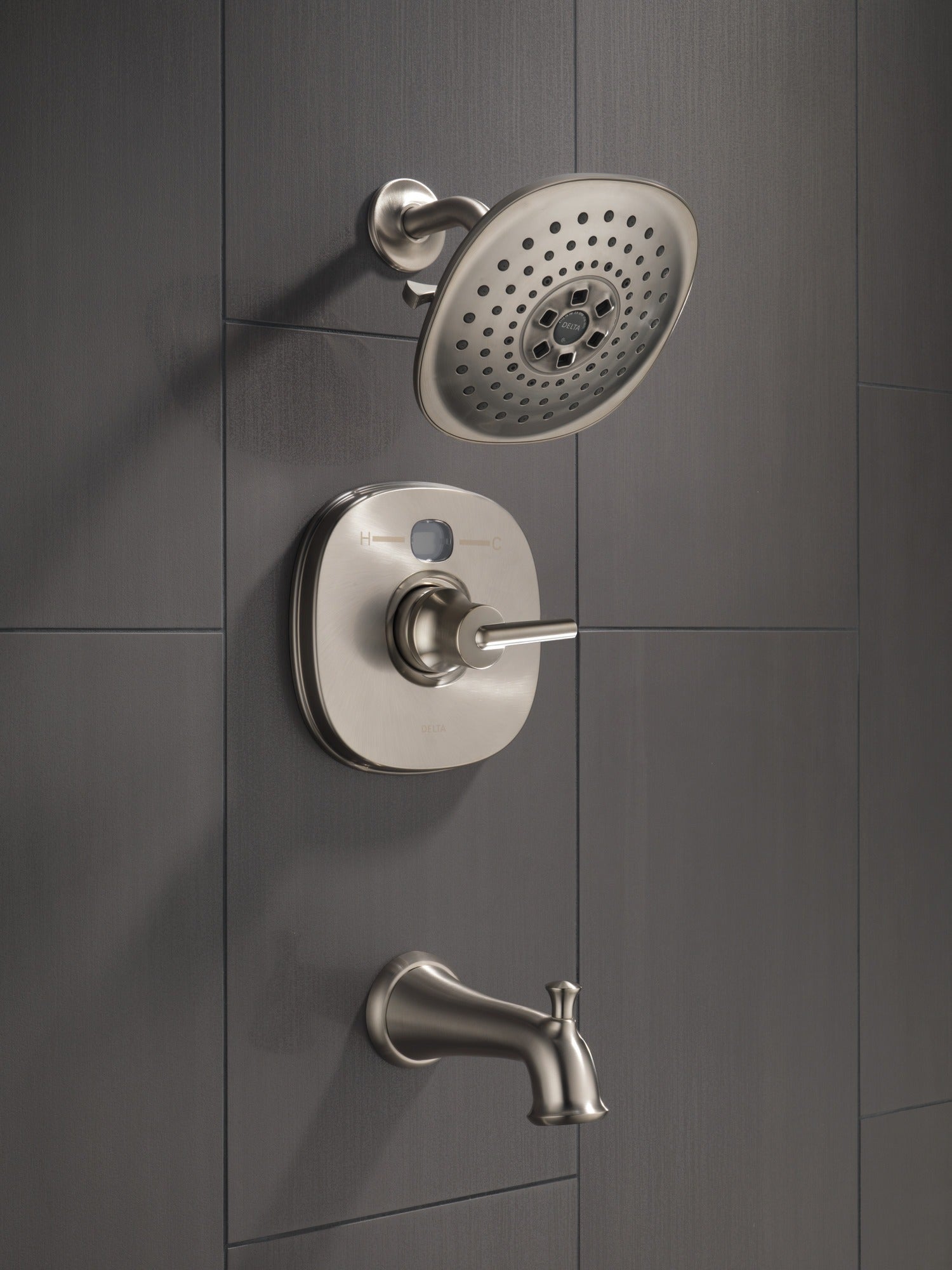 Delta Lahara® Tub Spout - Pull-Up Diverter