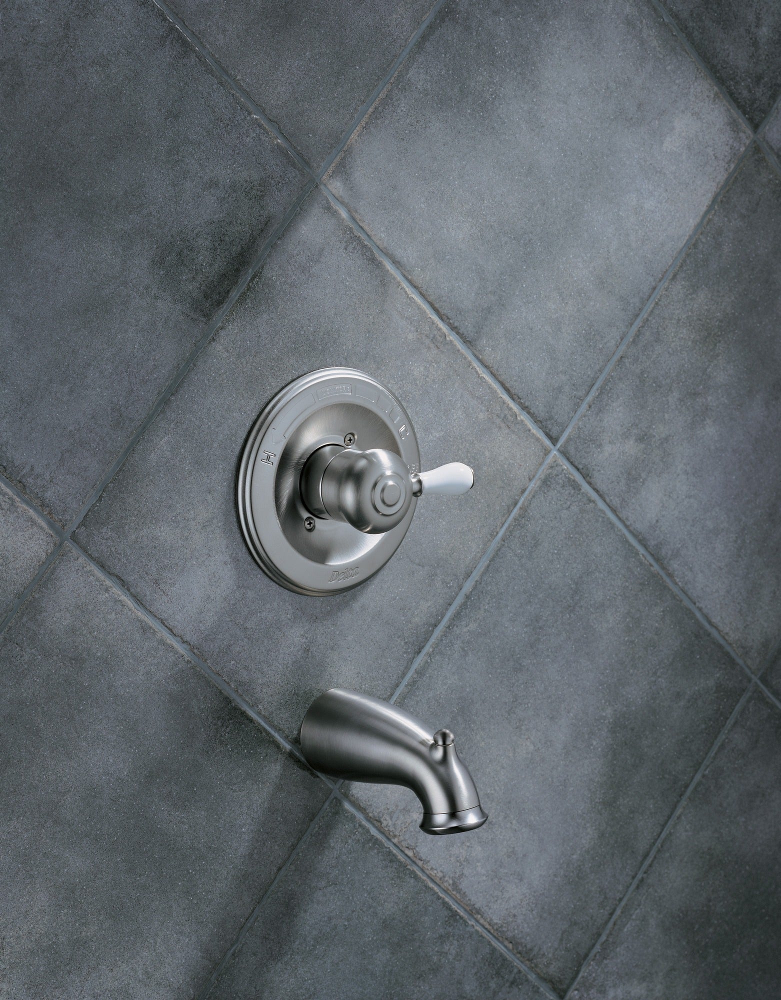 Delta Leland® Porcelain Handle Kit - Tub & Shower