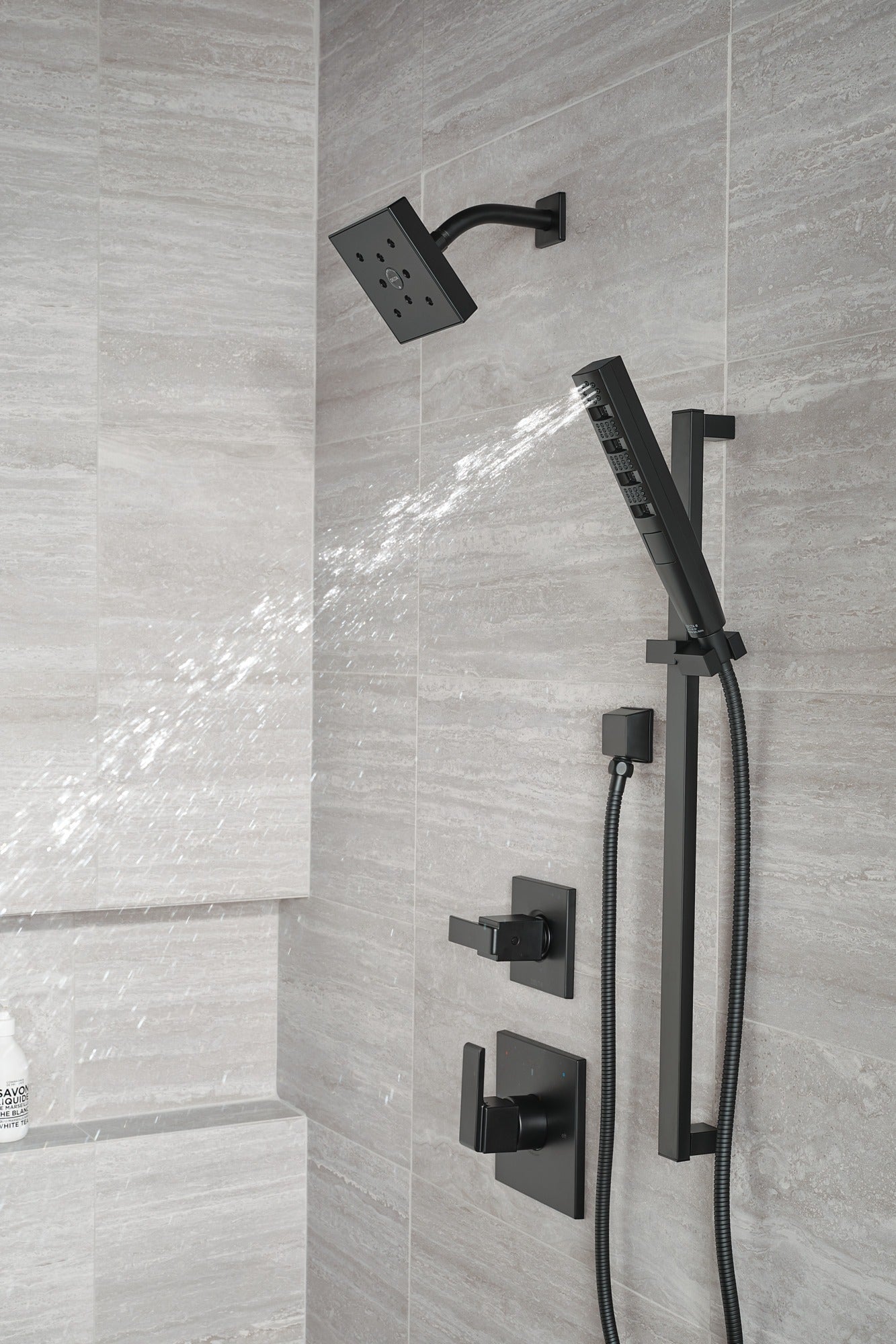 Delta Ara® Monitor® 14 Series H2OKinetic® Shower Trim