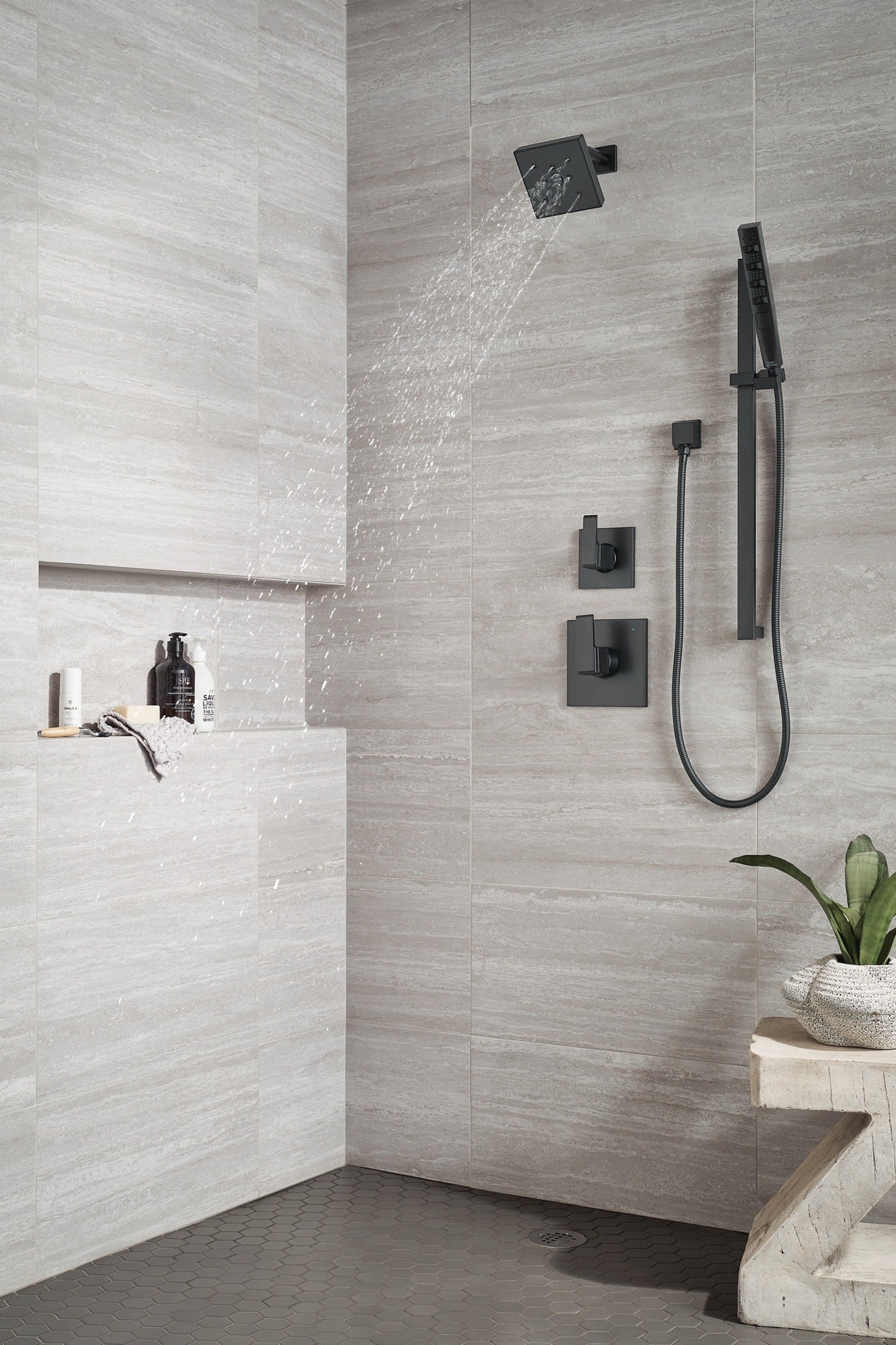 Delta Universal Showering Components H2OKinetic® Hand Shower 1.75 GPM w/Slide Bar 4S